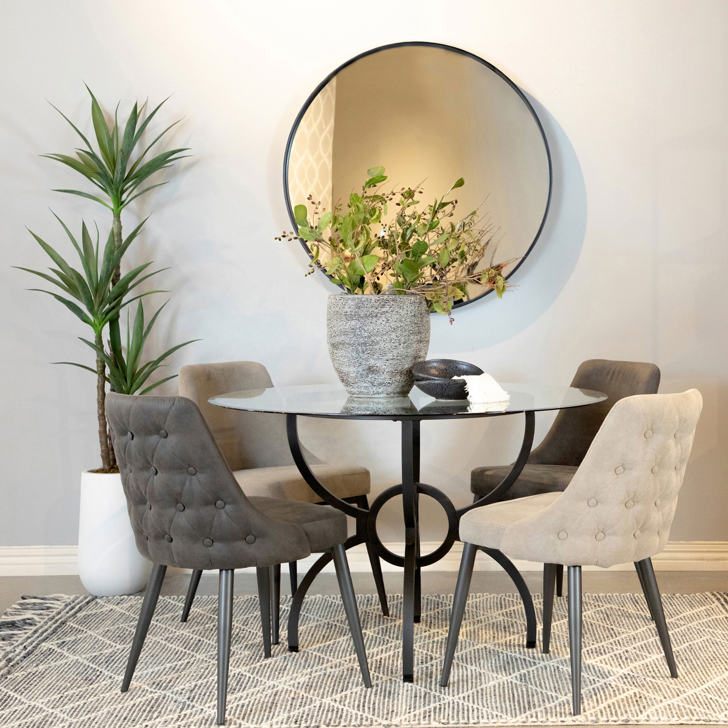 Aviano Dining Table - Luxury Home Furniture (MI)