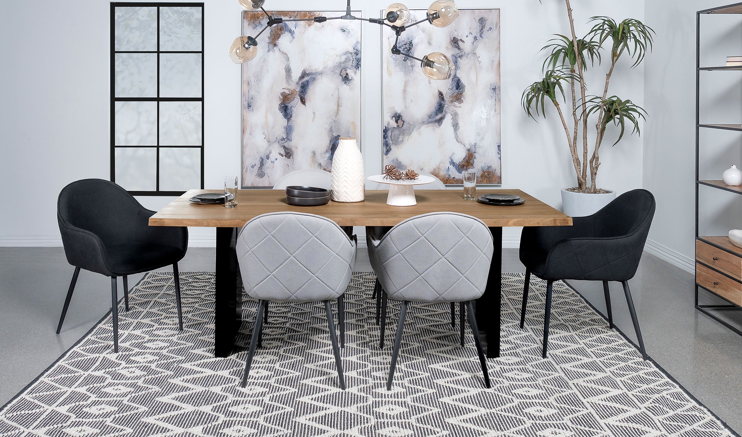 Bradshaw Dining Table - Luxury Home Furniture (MI)