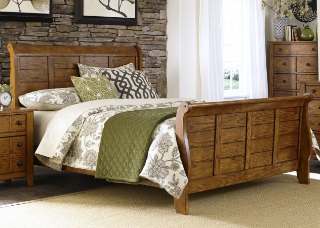 Liberty Furniture Grandpa's Cabin Queen Sleigh Bed in Age Oak - Luxury Home Furniture (MI)