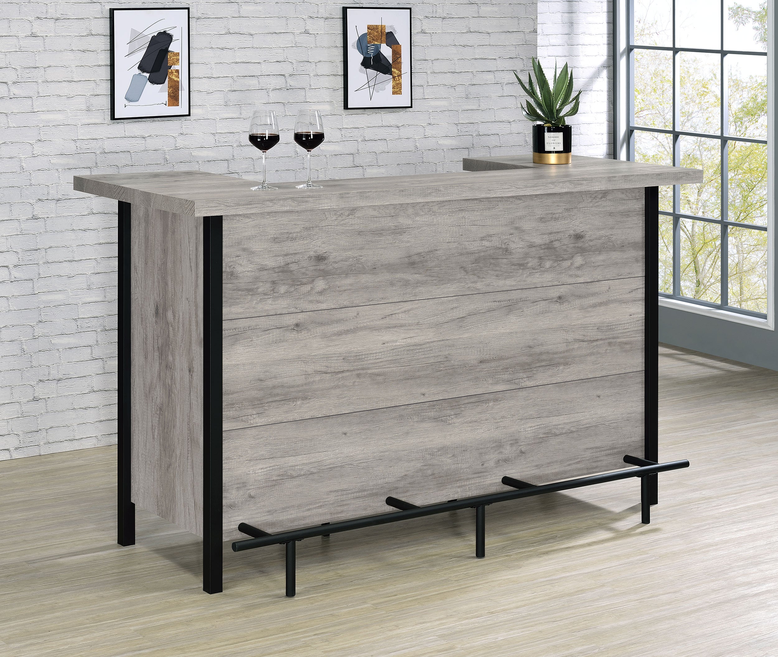 Bellemore Home Bar - Luxury Home Furniture (MI)