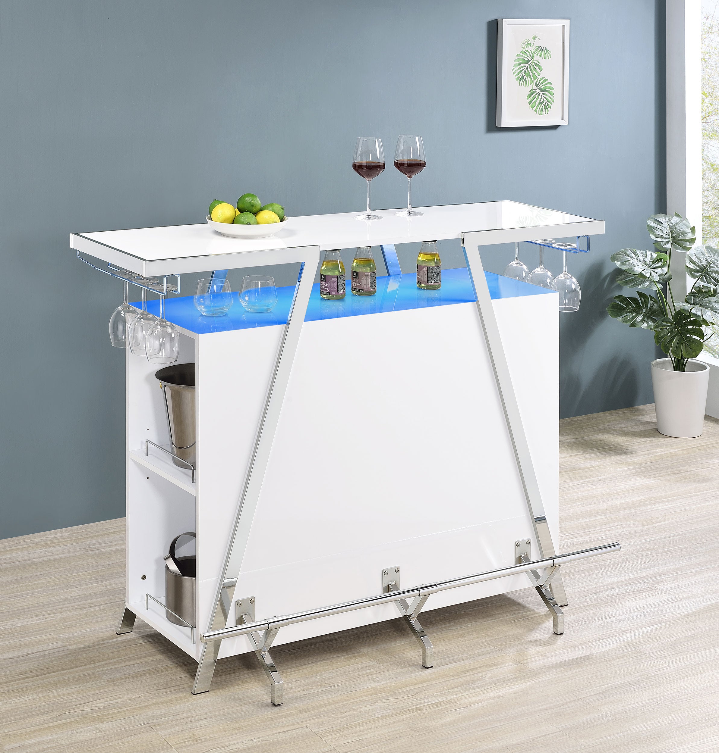 Araceli Home Bar with LED Lighting - Luxury Home Furniture (MI)