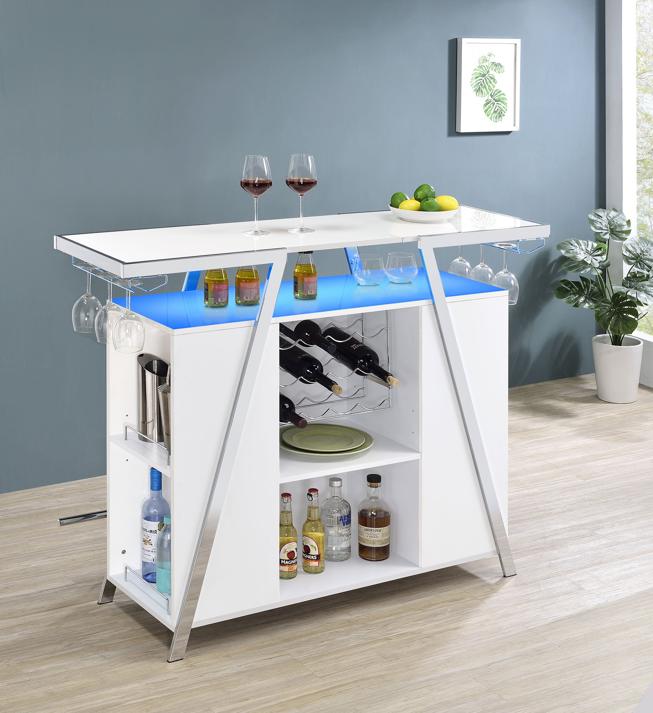 Araceli Home Bar with LED Lighting - Luxury Home Furniture (MI)