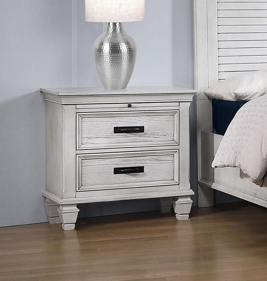 Franco Nightstand - Luxury Home Furniture (MI)