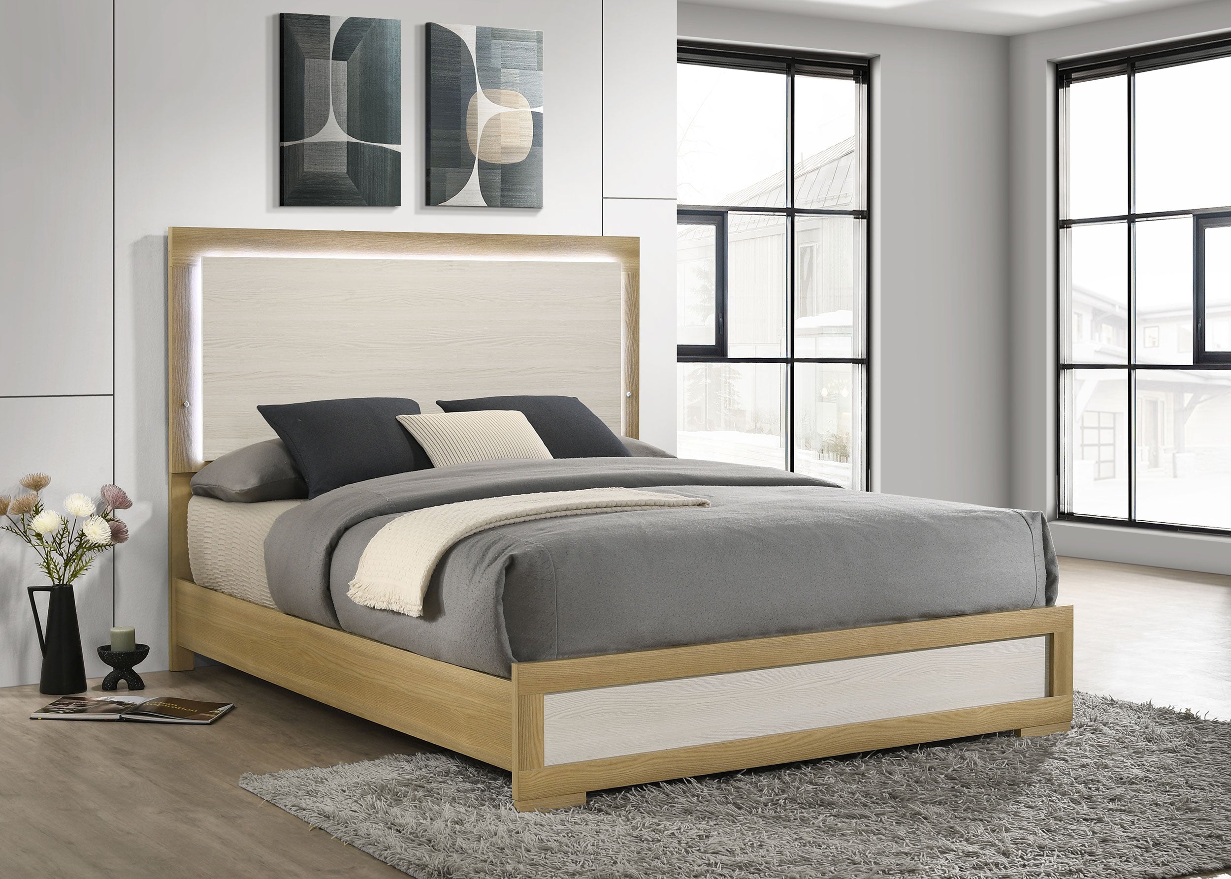 Hyland Eastern King & Queen Bed - Luxury Home Furniture (MI)