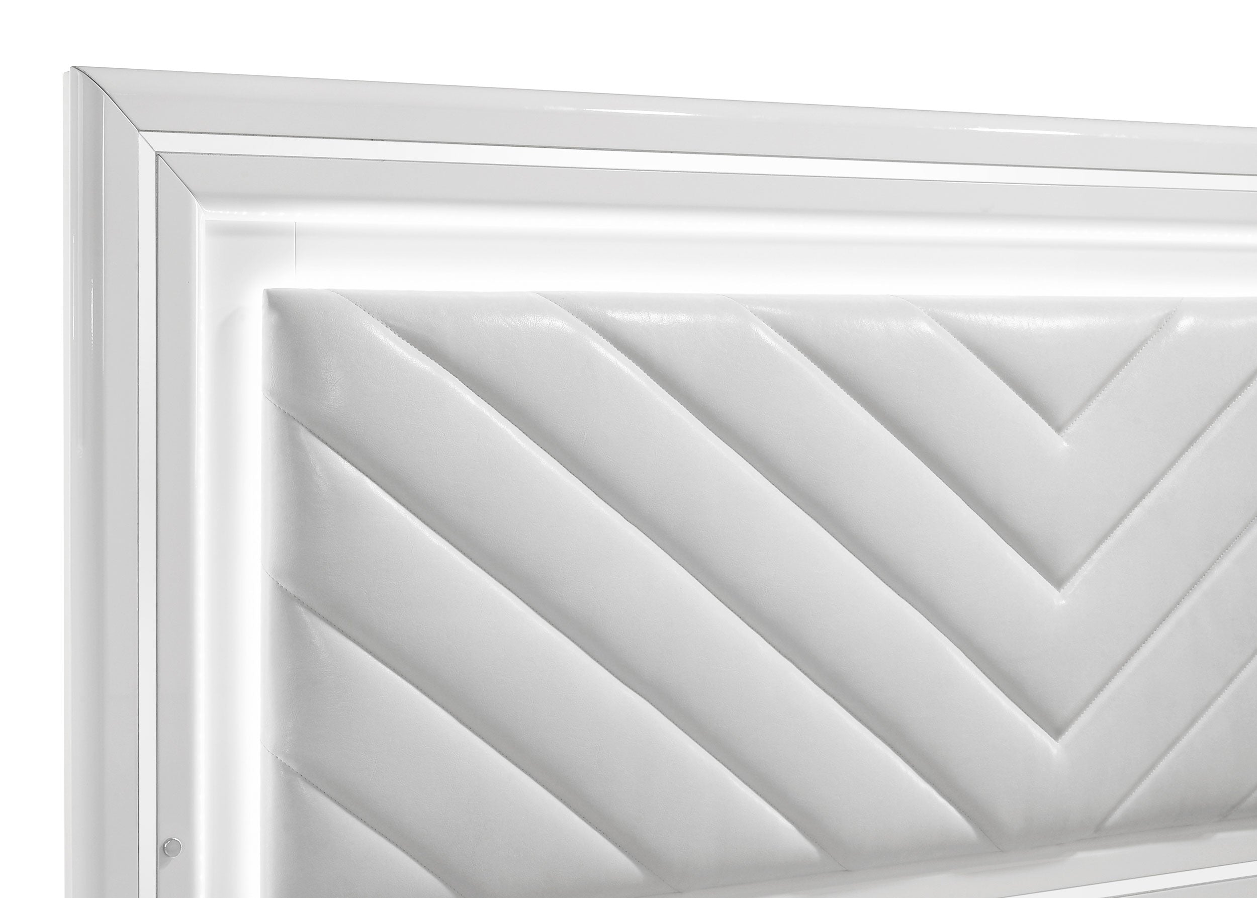 Cassia Panel Bed with LED Lighting - Luxury Home Furniture (MI)