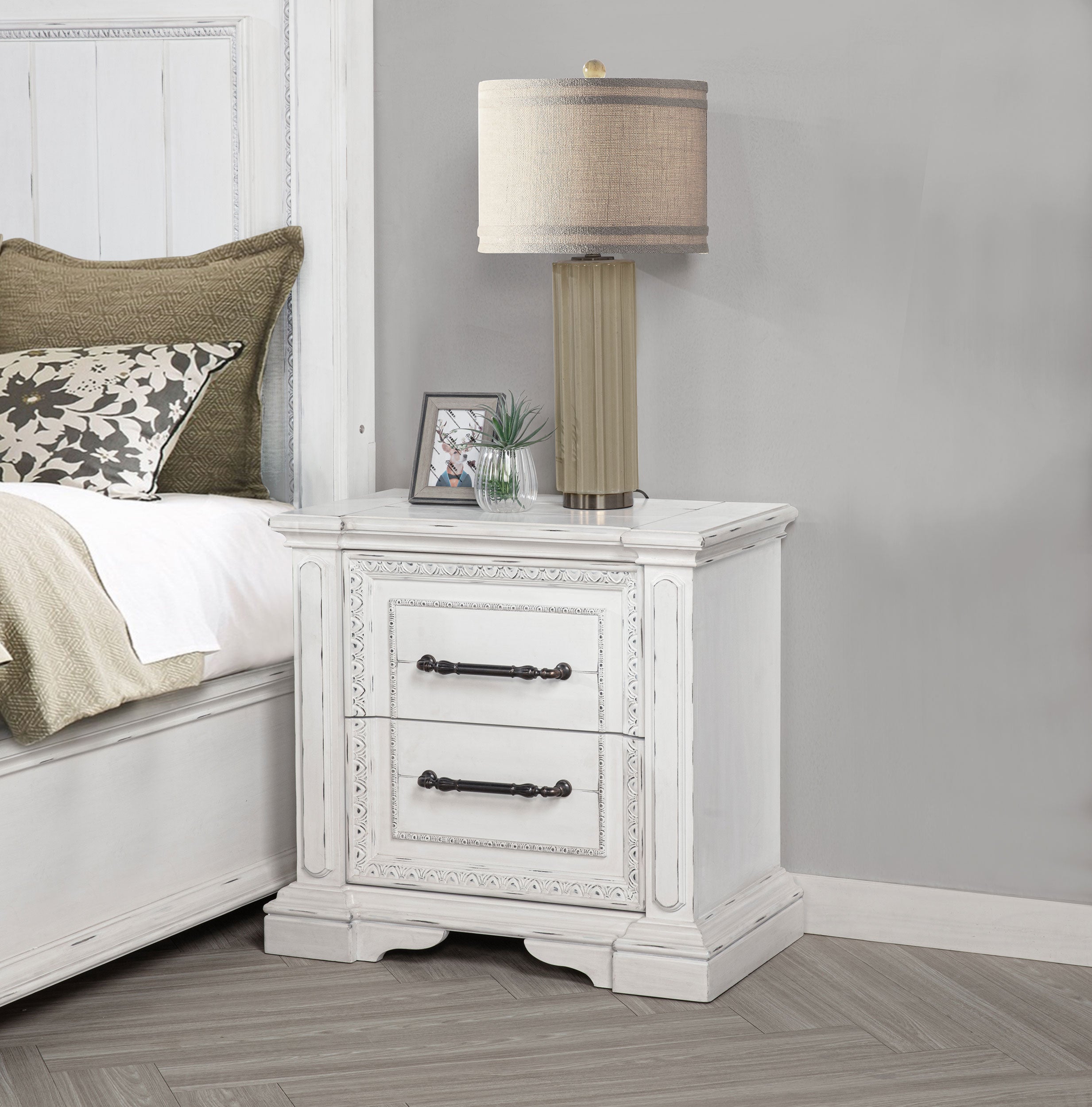 McKinney Nightstand - Luxury Home Furniture (MI)