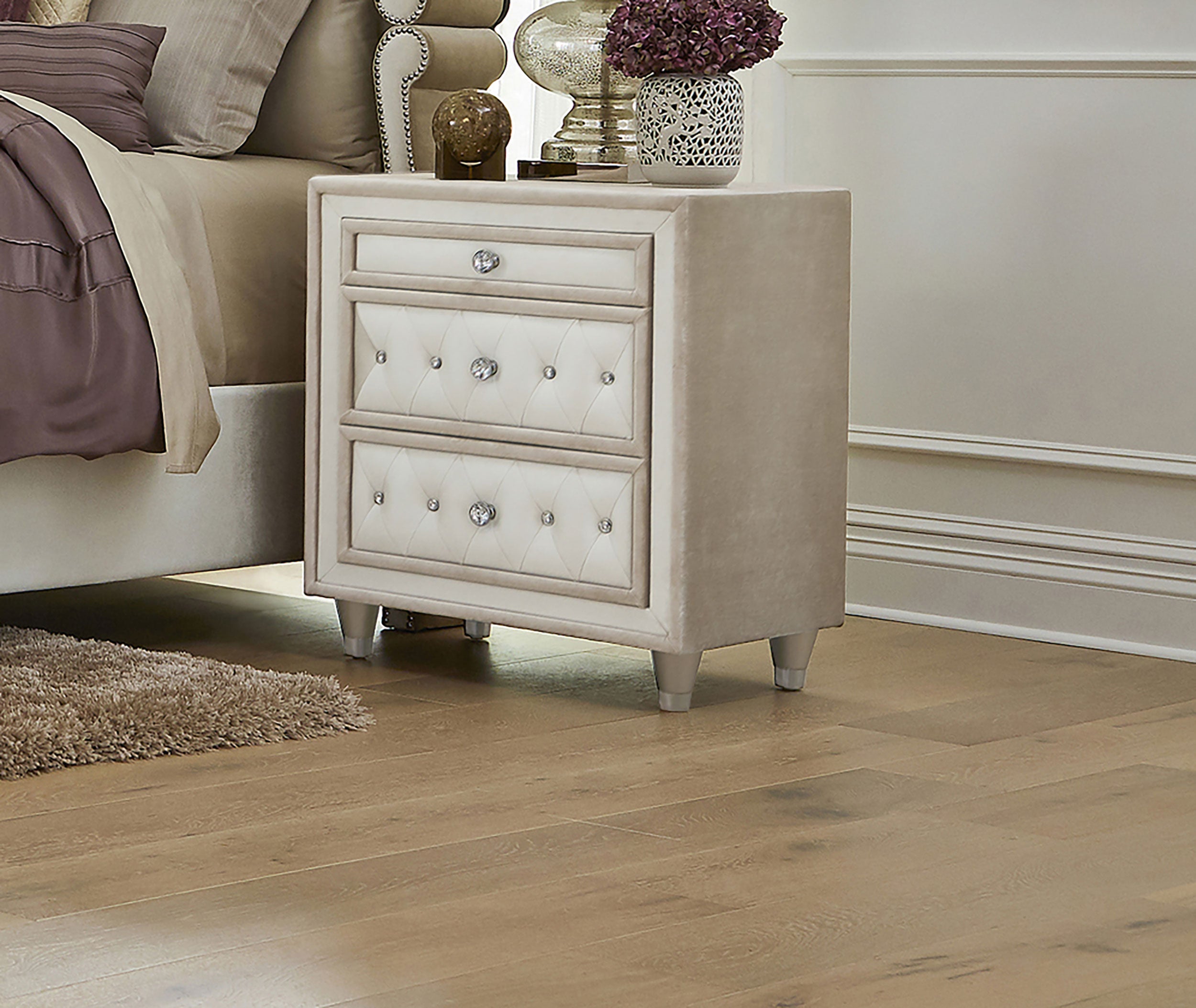 Antonella Nightstand - Luxury Home Furniture (MI)