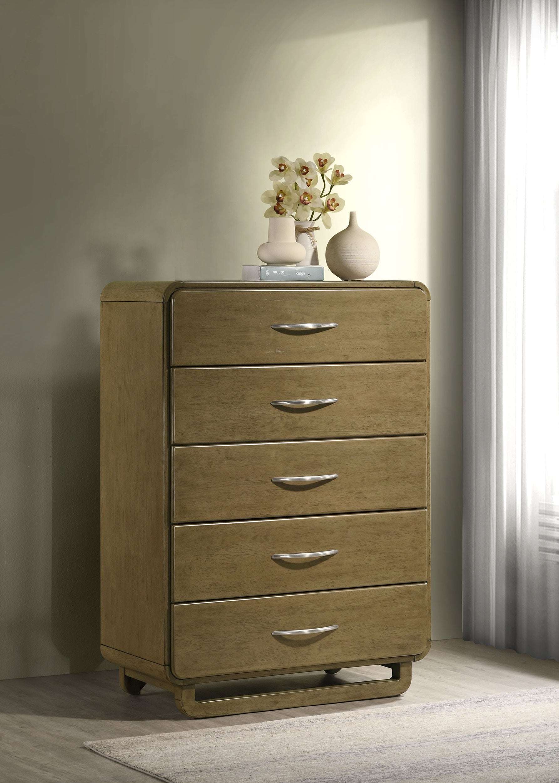 Amsbury Chest - Luxury Home Furniture (MI)