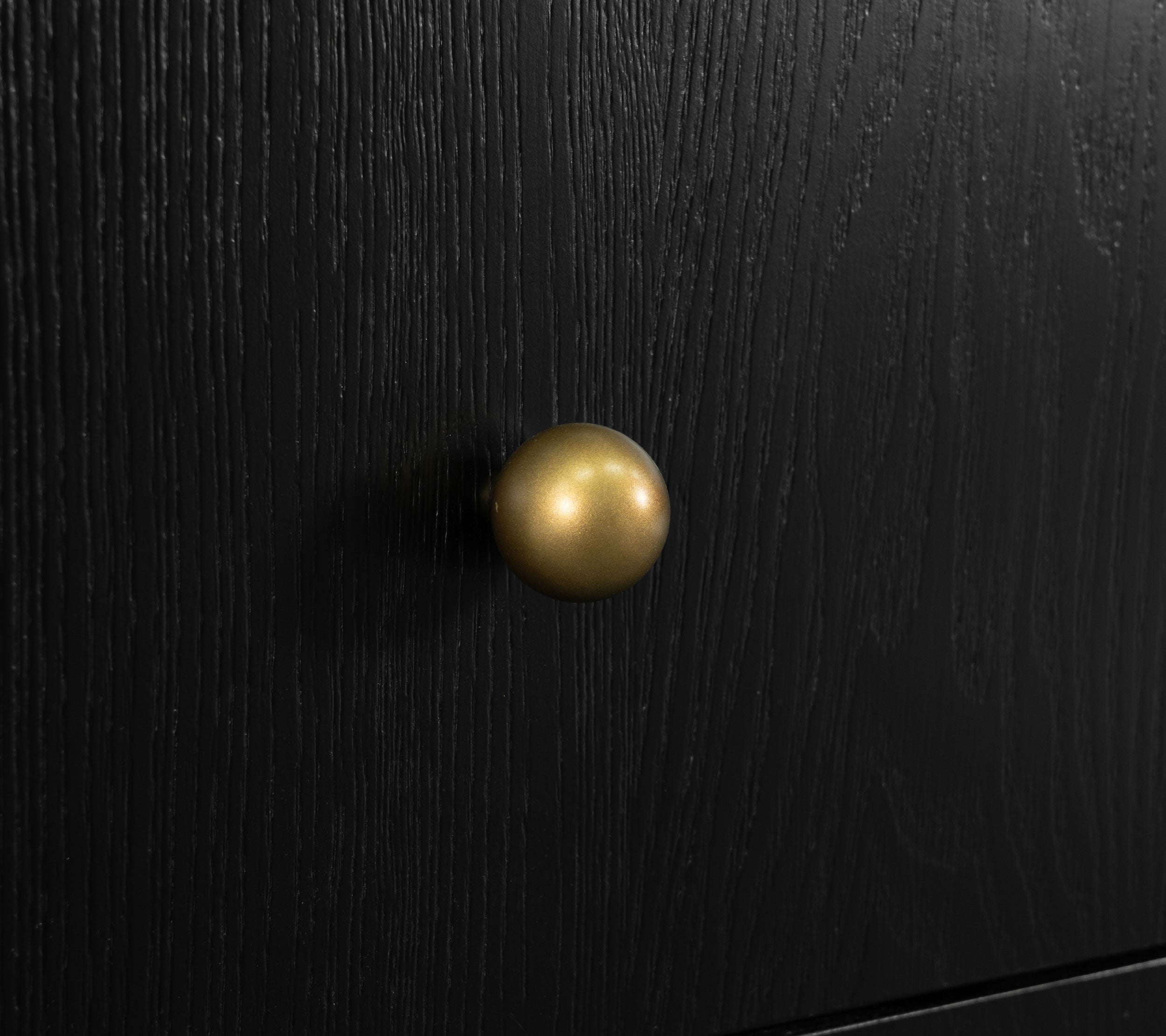 Arini Nightstand - Luxury Home Furniture (MI)