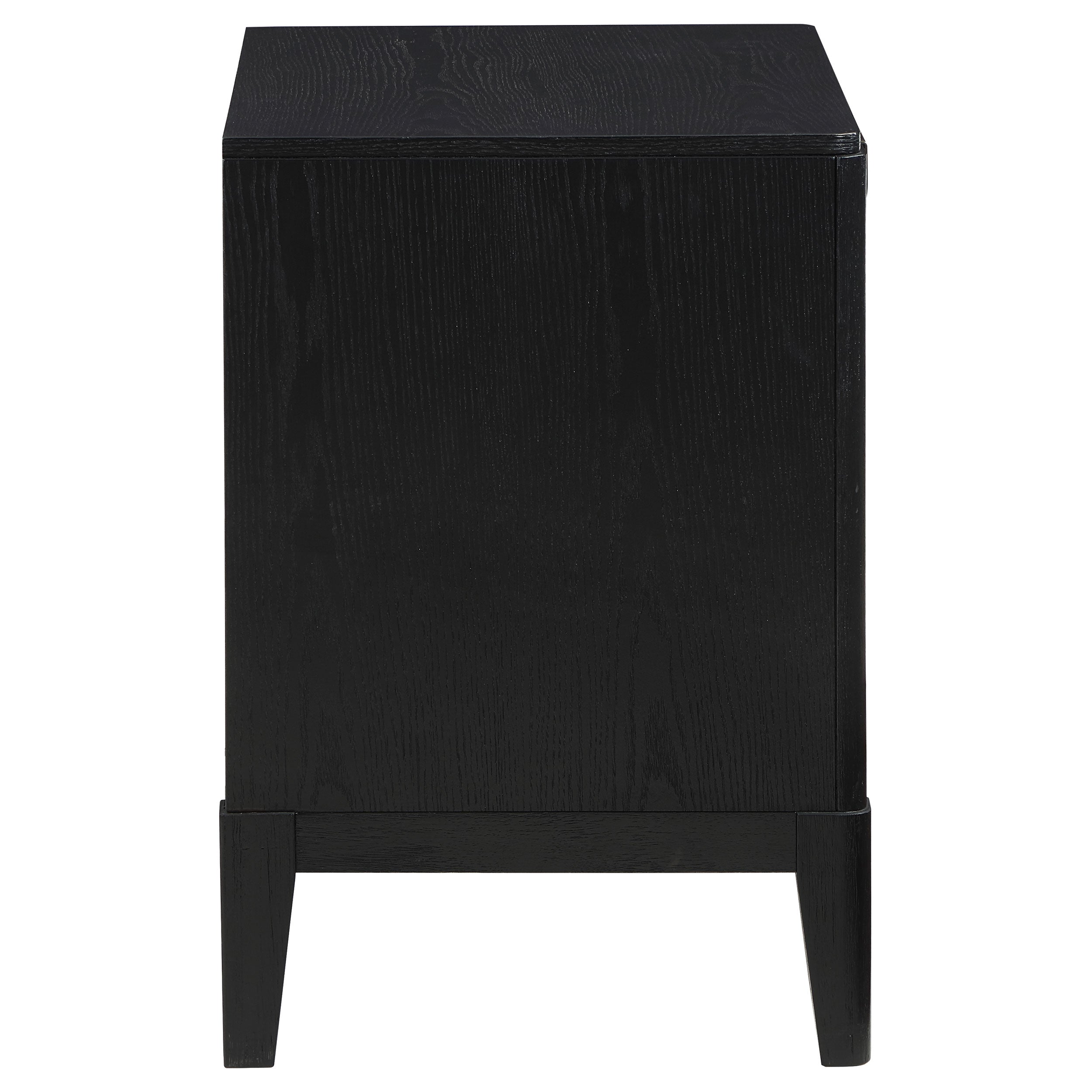 Brookmead Nightstand - Luxury Home Furniture (MI)