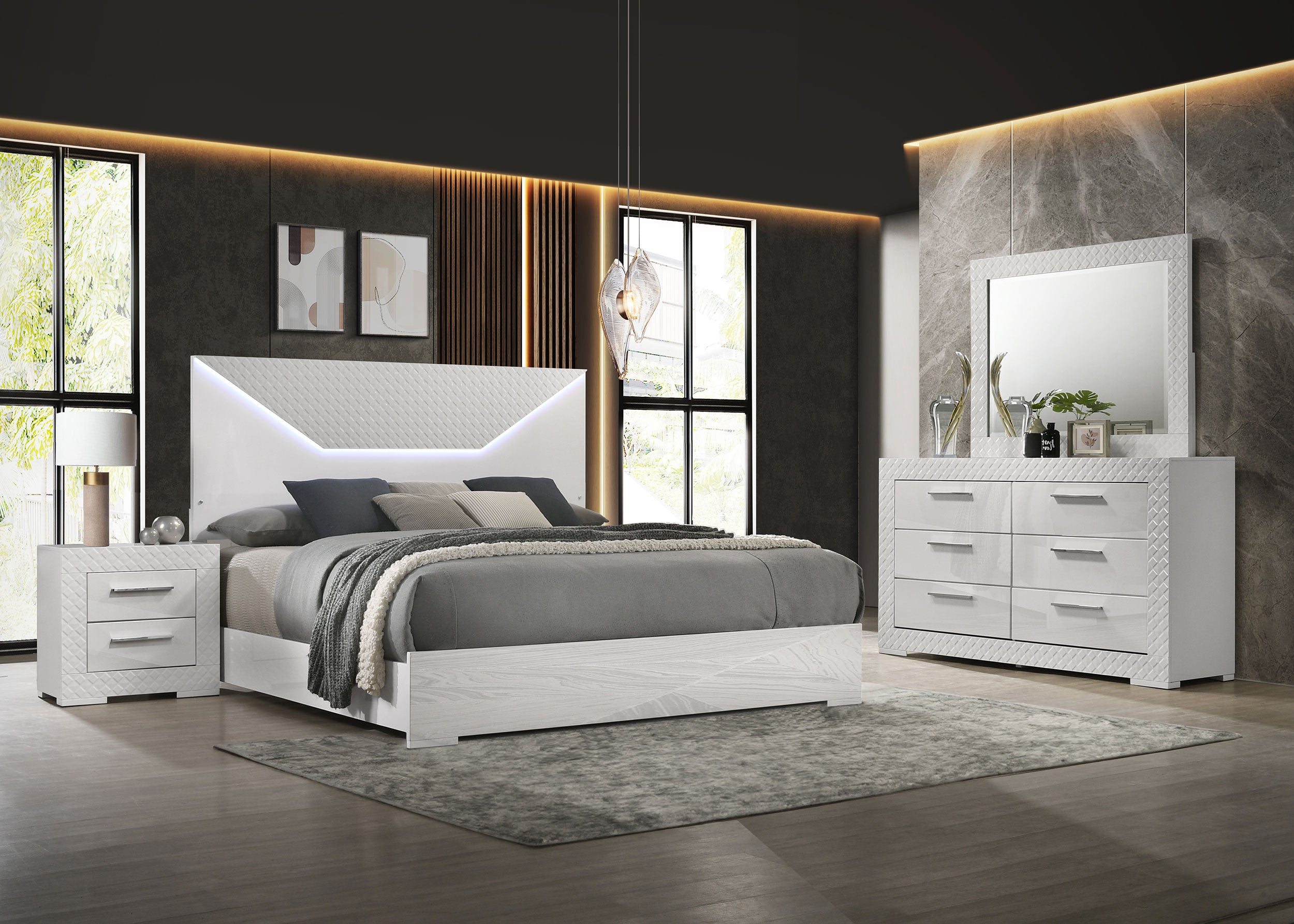 Ives 4 Pc Bedroom Set - Luxury Home Furniture (MI)