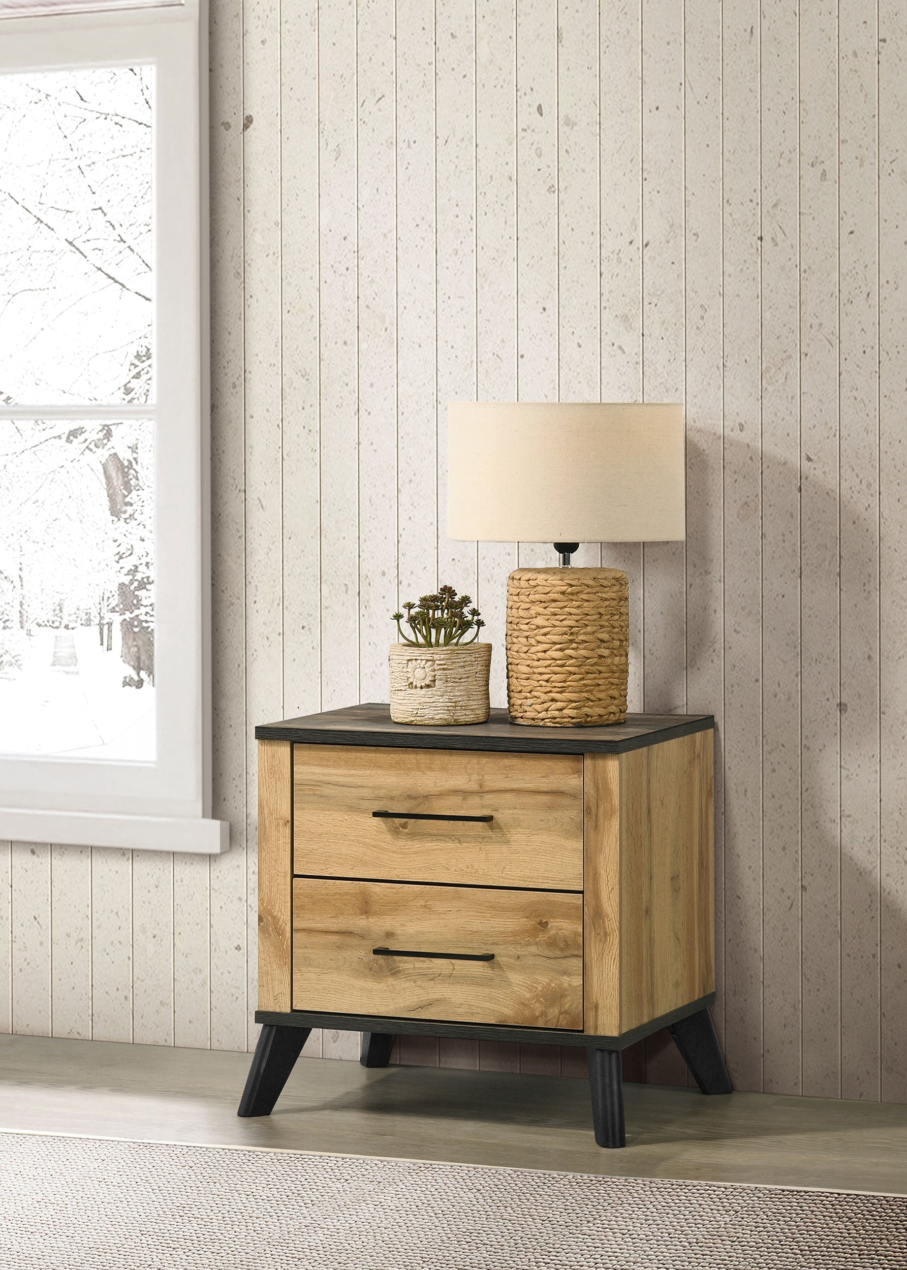 Kaywood Nightstand - Luxury Home Furniture (MI)