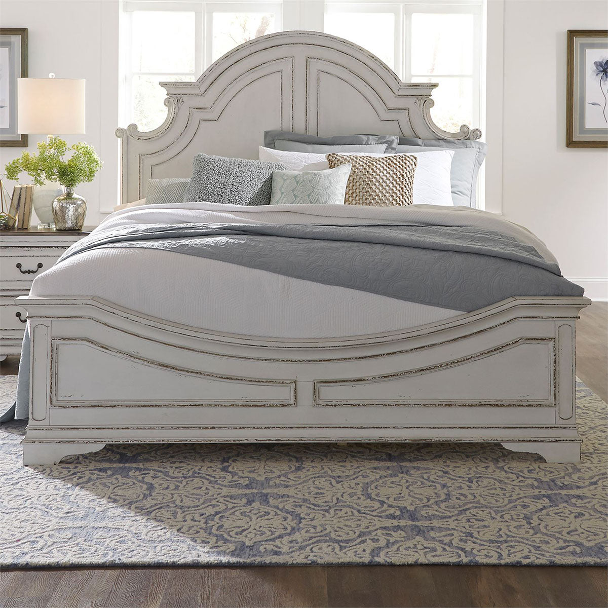 Liberty Magnolia Manor Cal King Panel Bed in Antique White - Luxury Home Furniture (MI)