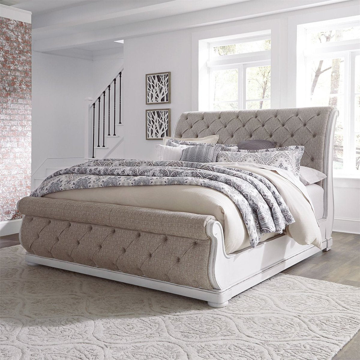 Liberty Magnolia Manor Queen Upholstered Sleigh Bed in Antique White - Luxury Home Furniture (MI)