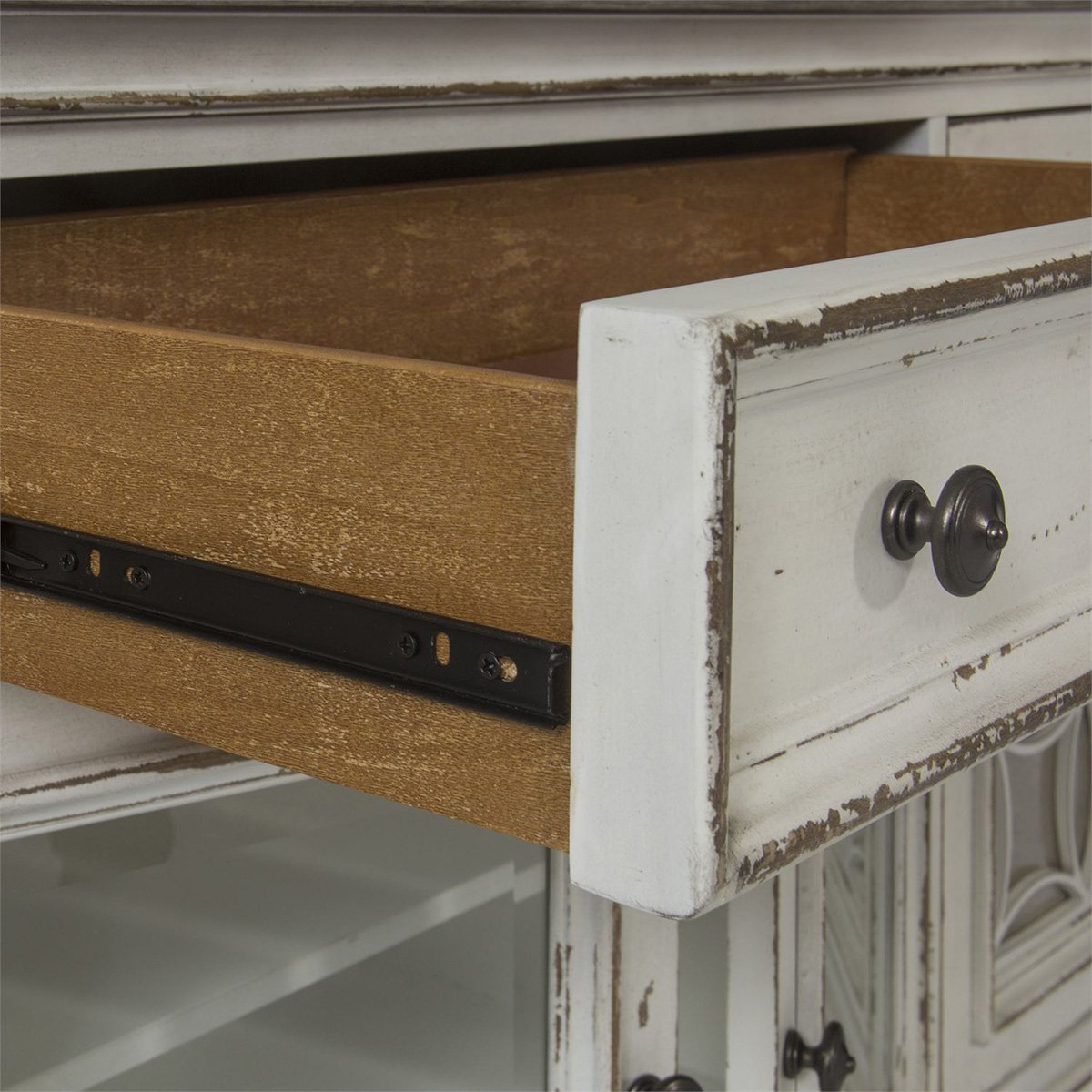 Liberty Magnolia Manor Entertainment TV Stand w/Hutch in Antique White - Luxury Home Furniture (MI)