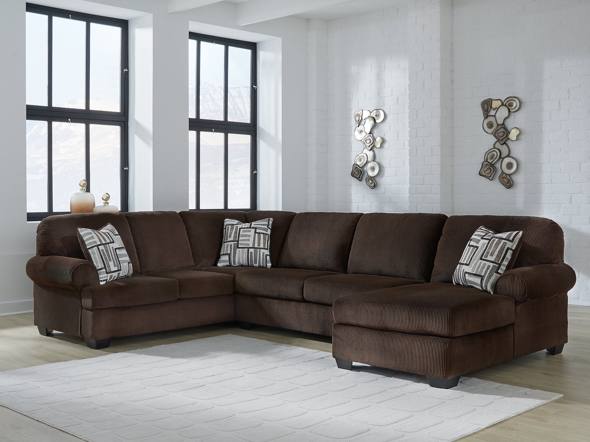 Kimlee Sectional with Chaise - Luxury Home Furniture (MI)