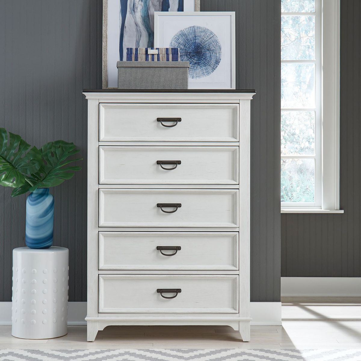 Liberty Furniture Allyson Park 5 Drawer Chest in White - Luxury Home Furniture (MI)