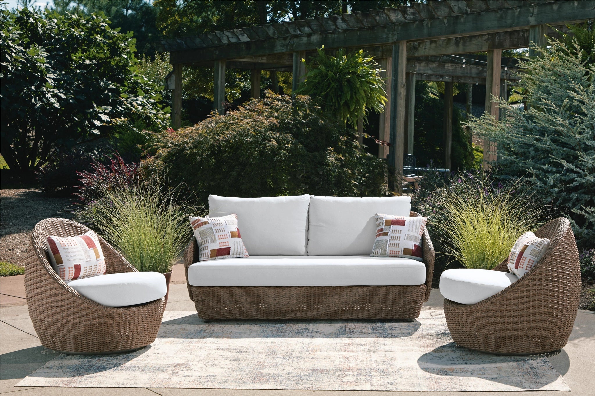Double Point Outdoor Loveseat/2 Swivel Chairs (Set of 3)