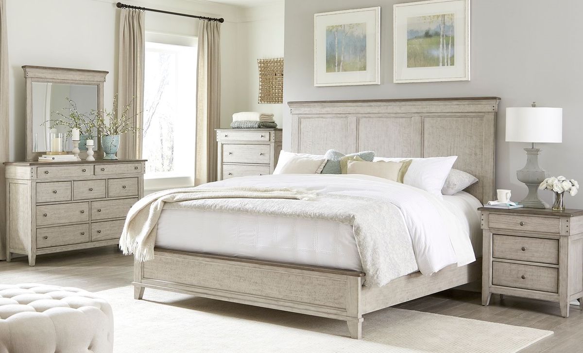 Liberty Furniture Ivy Hollow 5 Drawer Chest in Weathered Linen