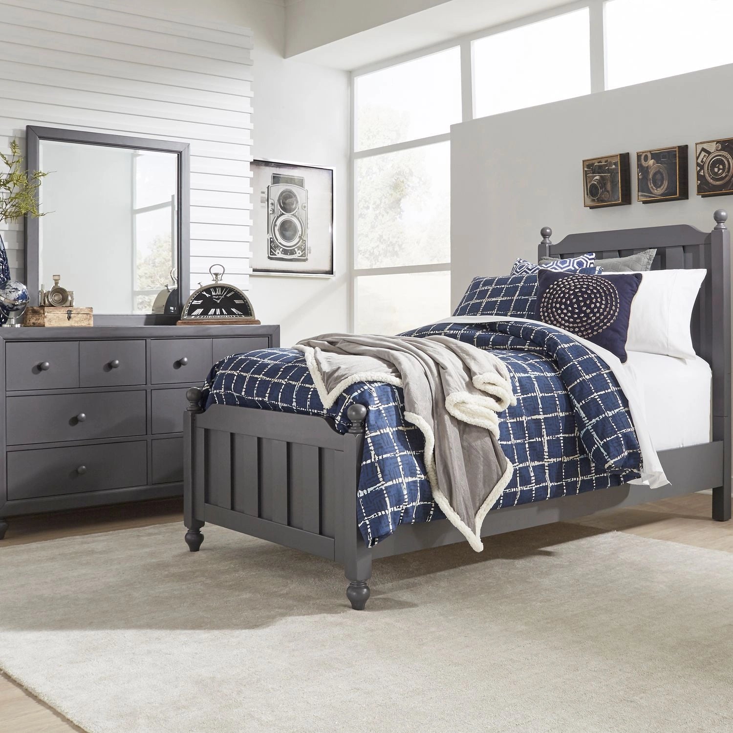Cottage View Full Panel Bed, Dresser & Mirror image
