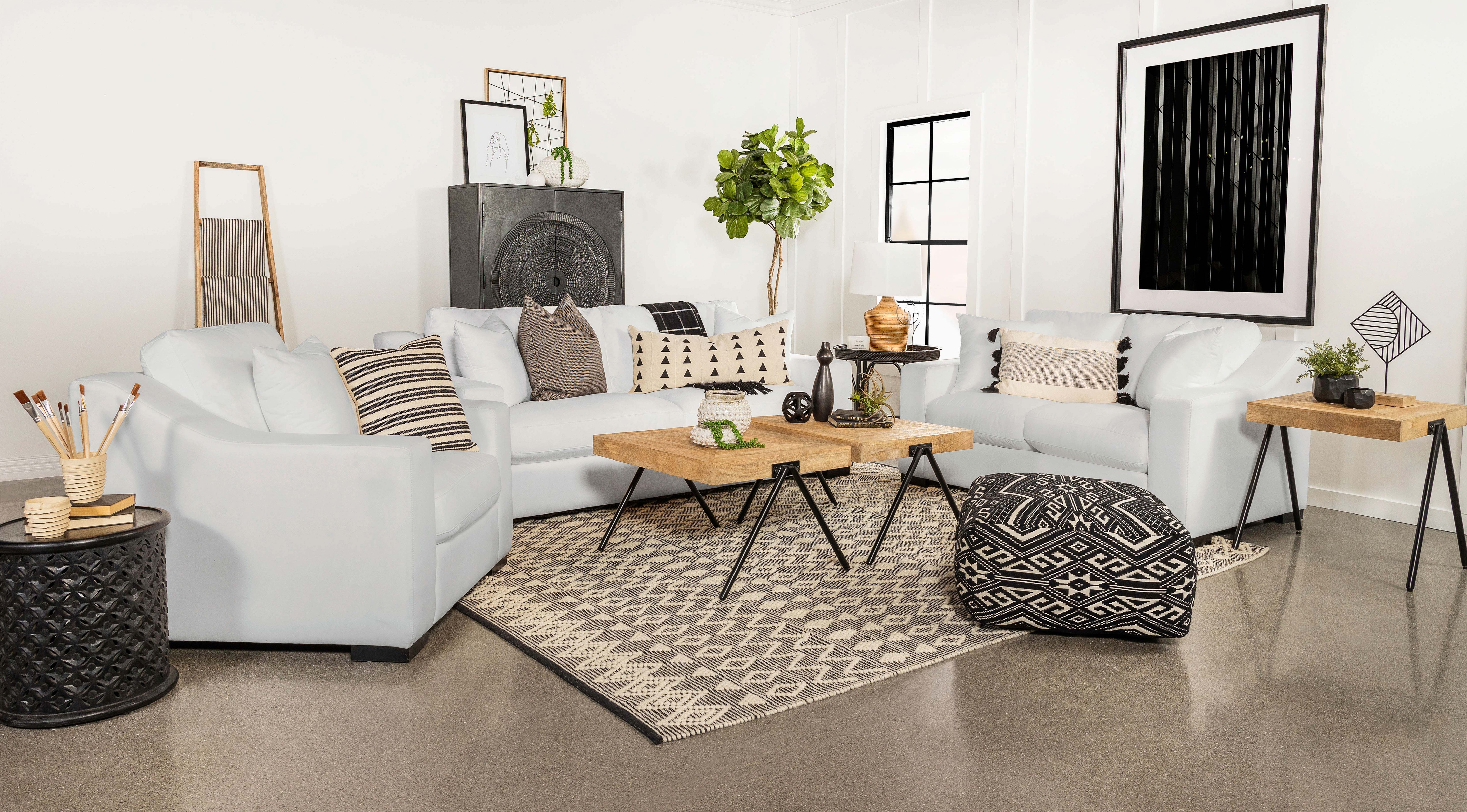 Ashlyn Accent Chair - Luxury Home Furniture (MI)
