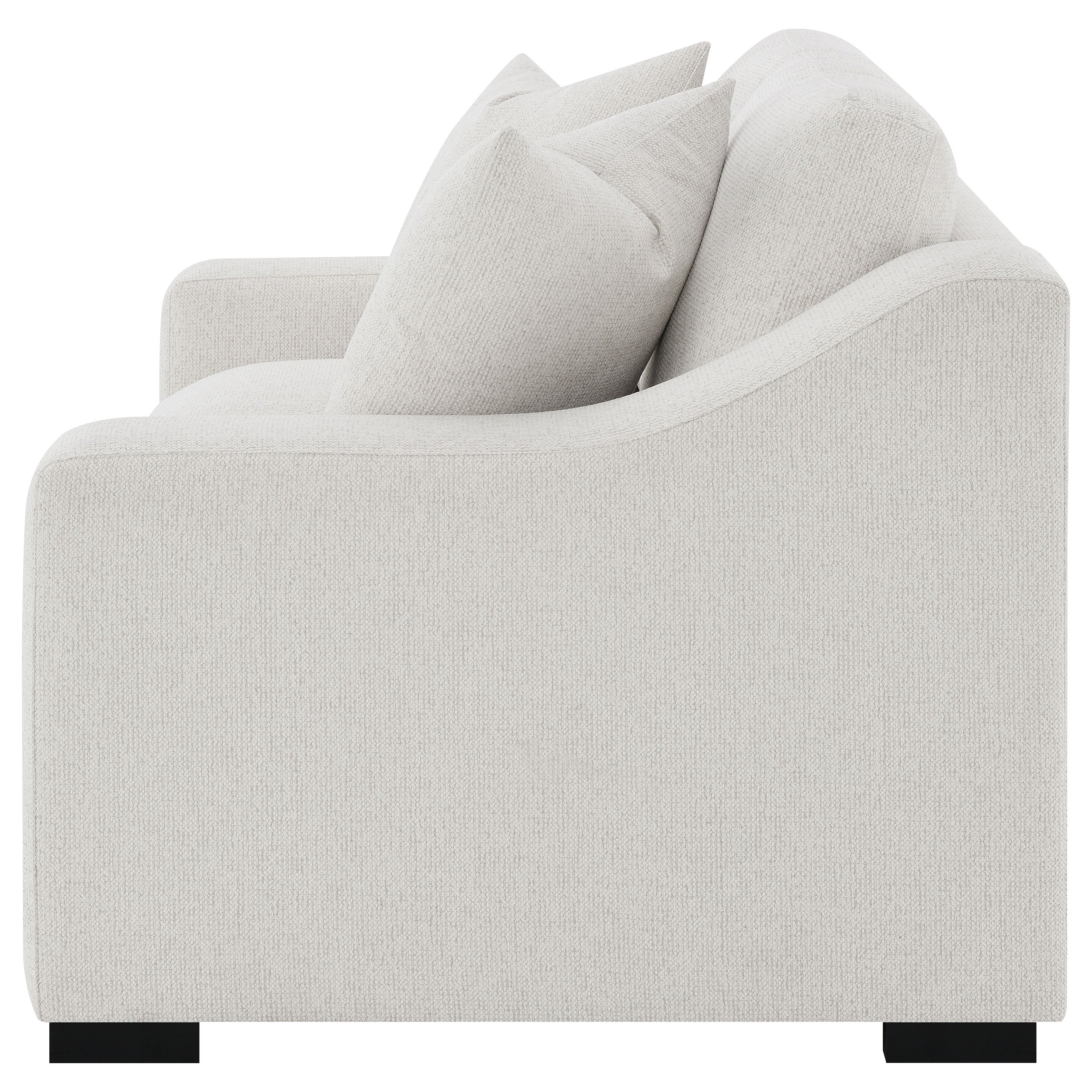 Ashlyn Loveseat