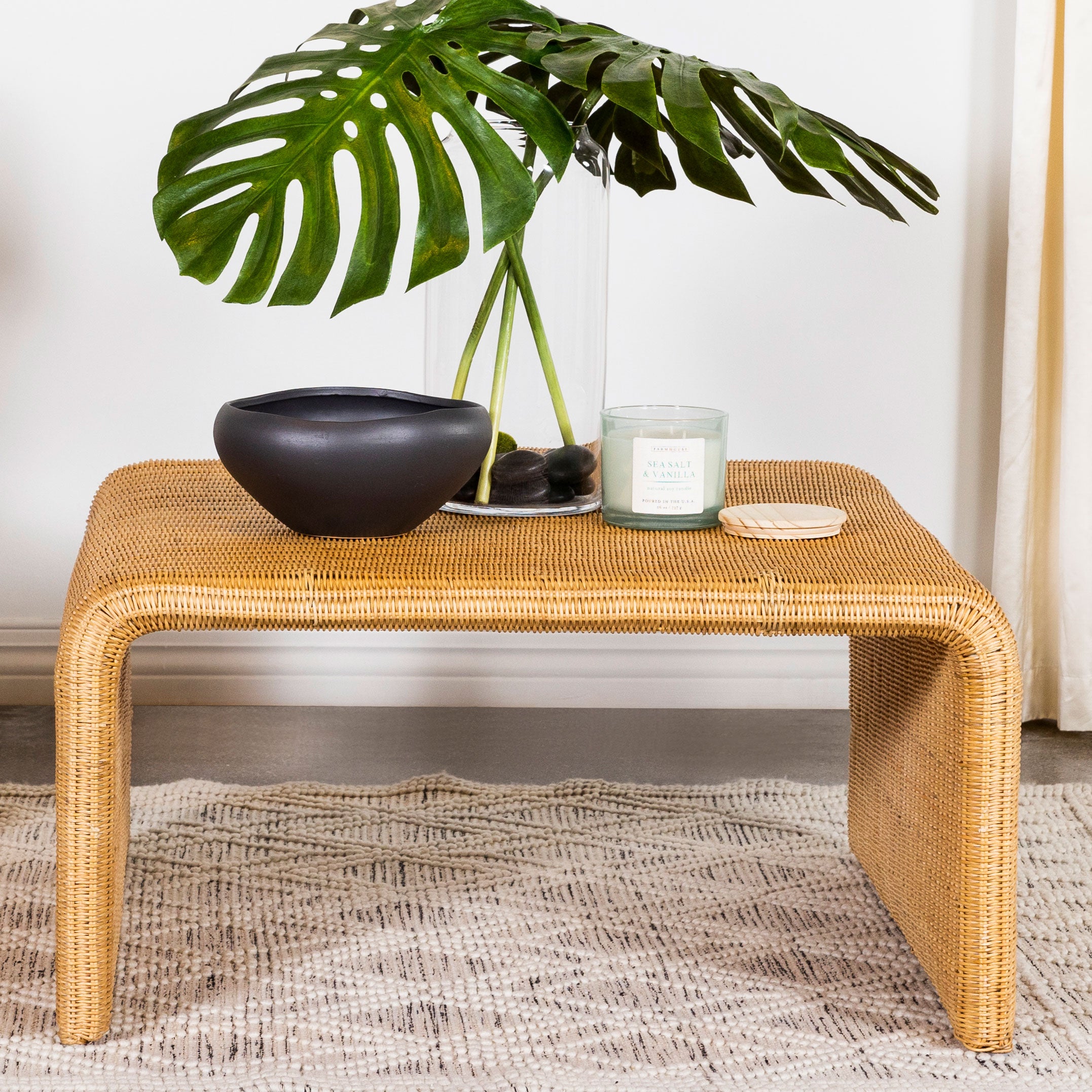 Cahya Coffee Table - Luxury Home Furniture (MI)