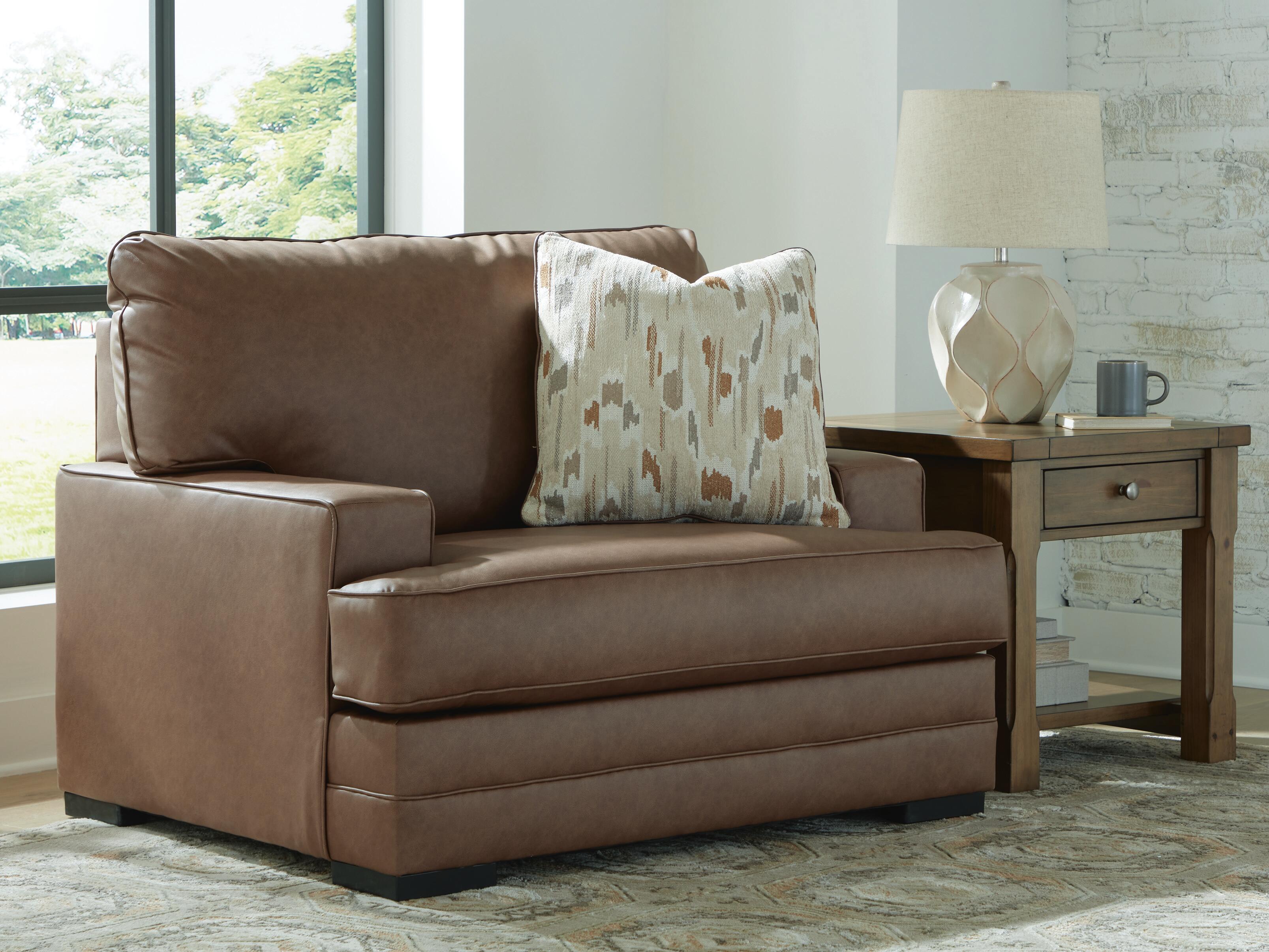 VillaCourt Oversized Chair - Luxury Home Furniture (MI)