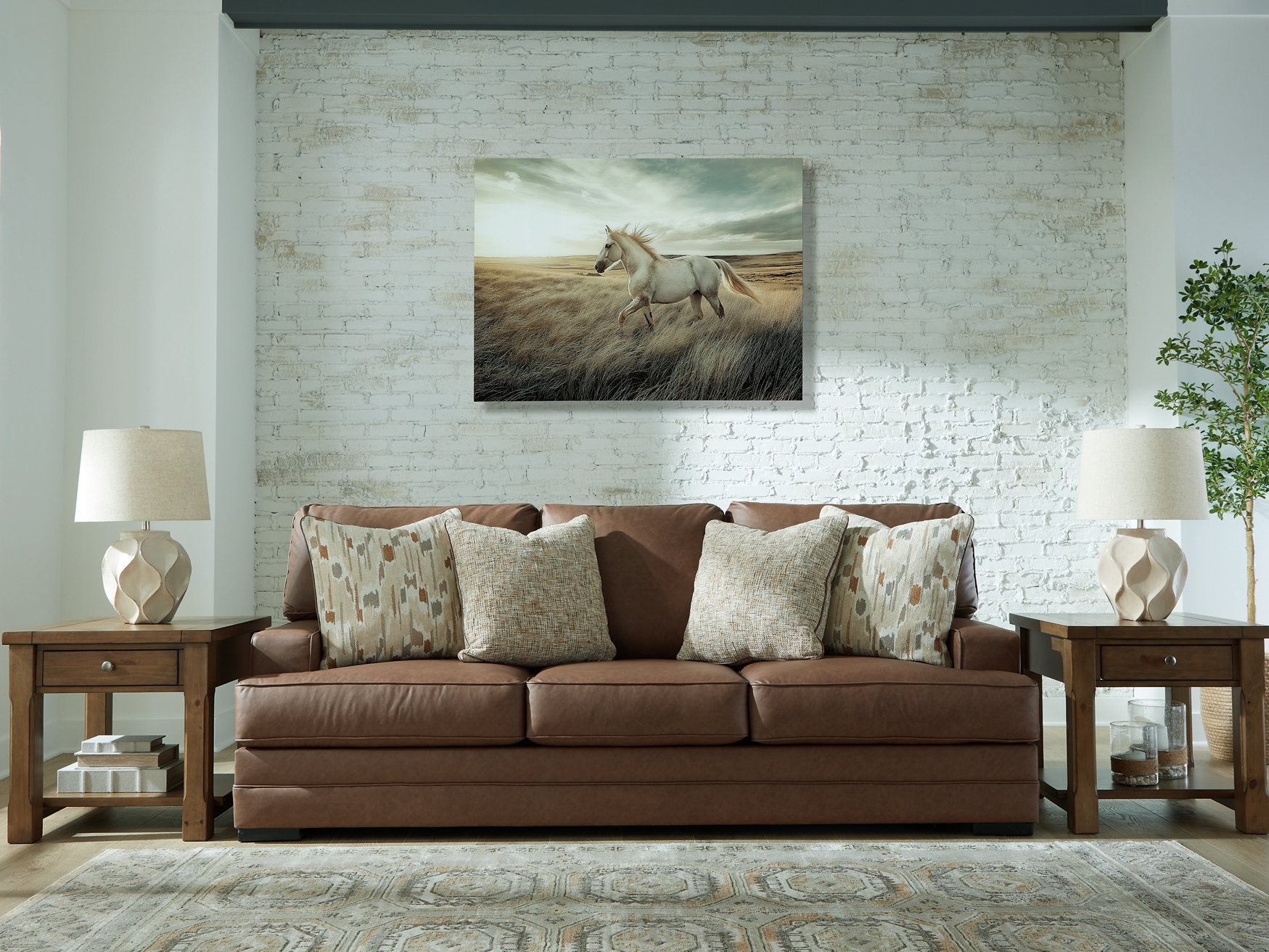 VillaCourt Sofa - Luxury Home Furniture (MI)