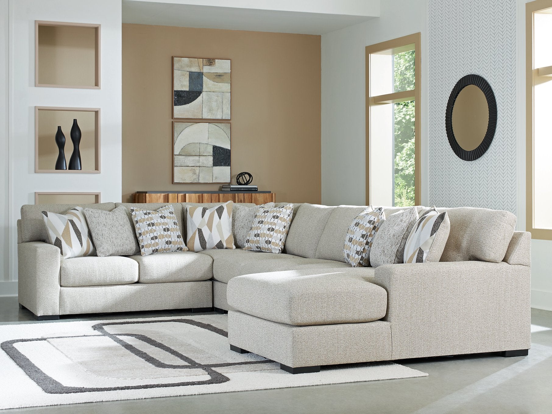 Laurelgrove Sectional with Chaise - Luxury Home Furniture (MI)