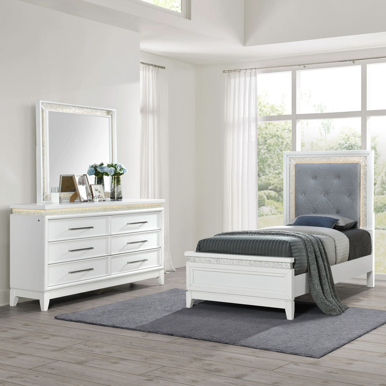 Reflections Twin Uph Bed, Dresser & Mirror