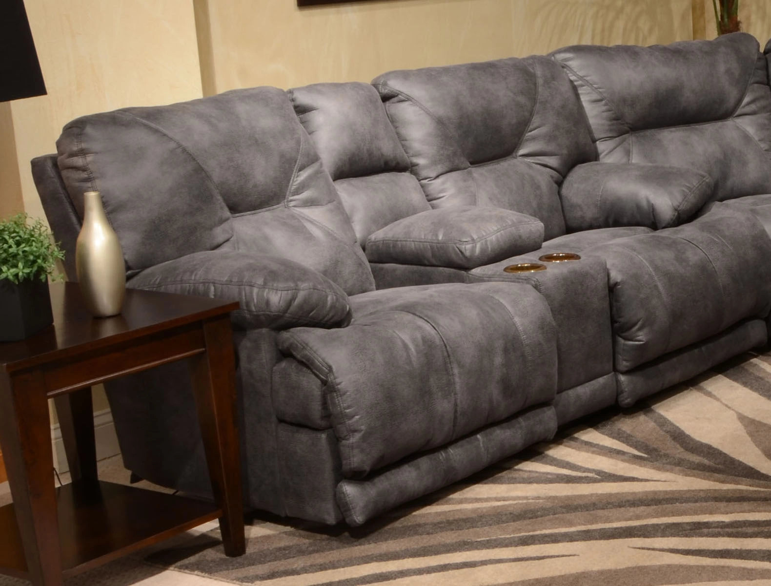 Catnapper Voyager Lay Flat Reclining Console Loveseat in Slate