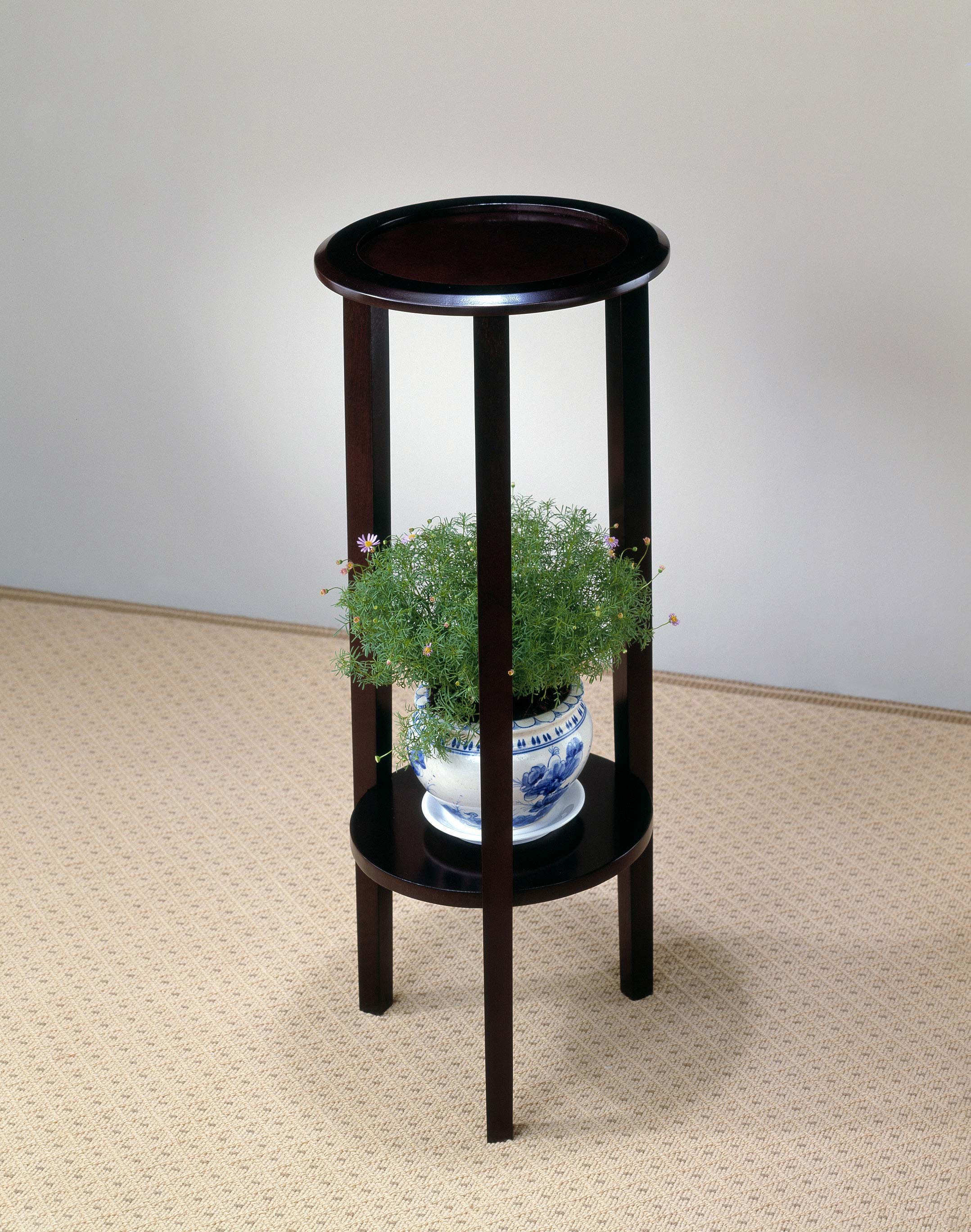 Kirk Plant Stand - Luxury Home Furniture (MI)
