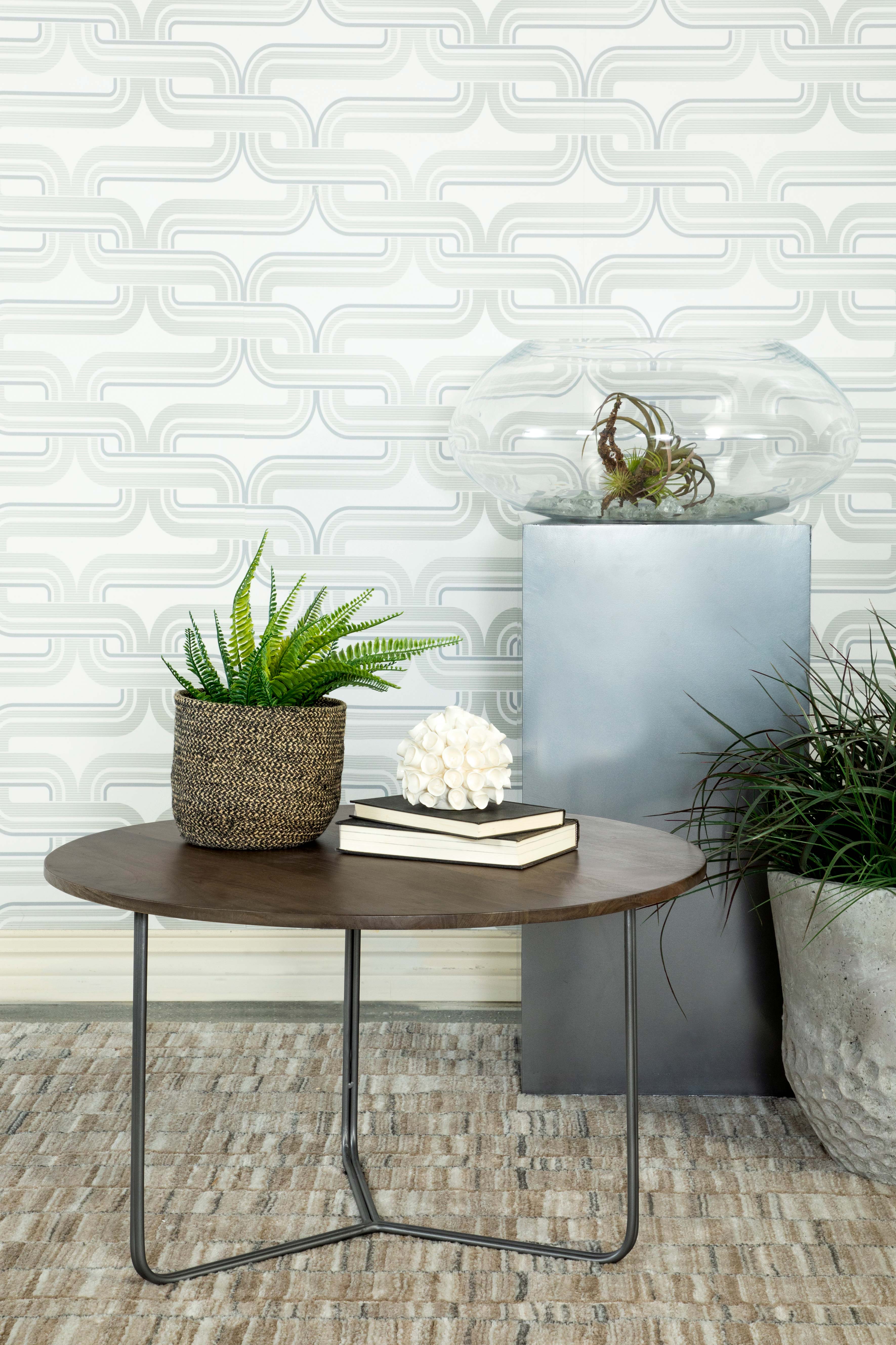 Yaritza Coffee Table - Luxury Home Furniture (MI)