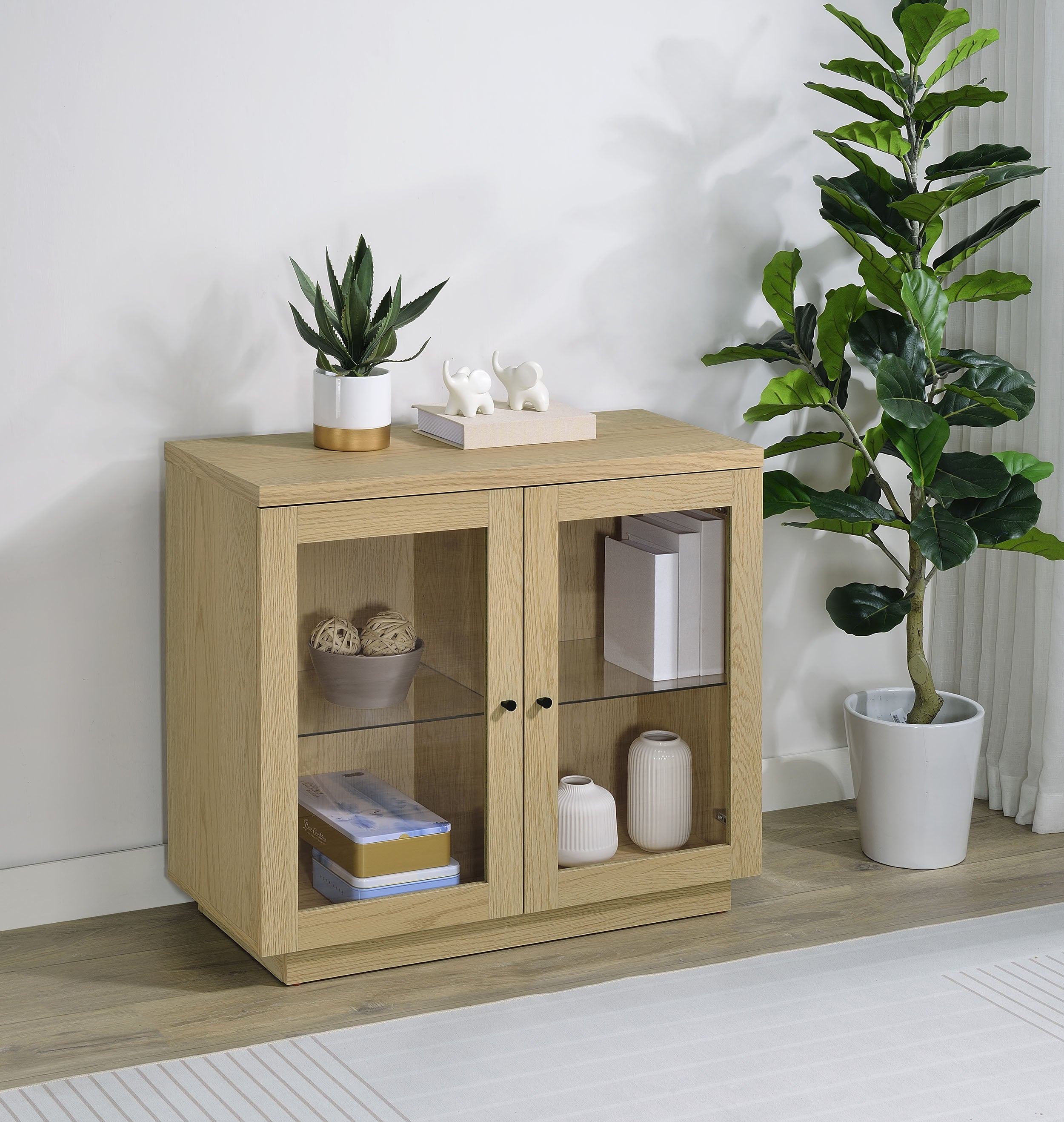 Tilbury Display Cabinet - Luxury Home Furniture (MI)