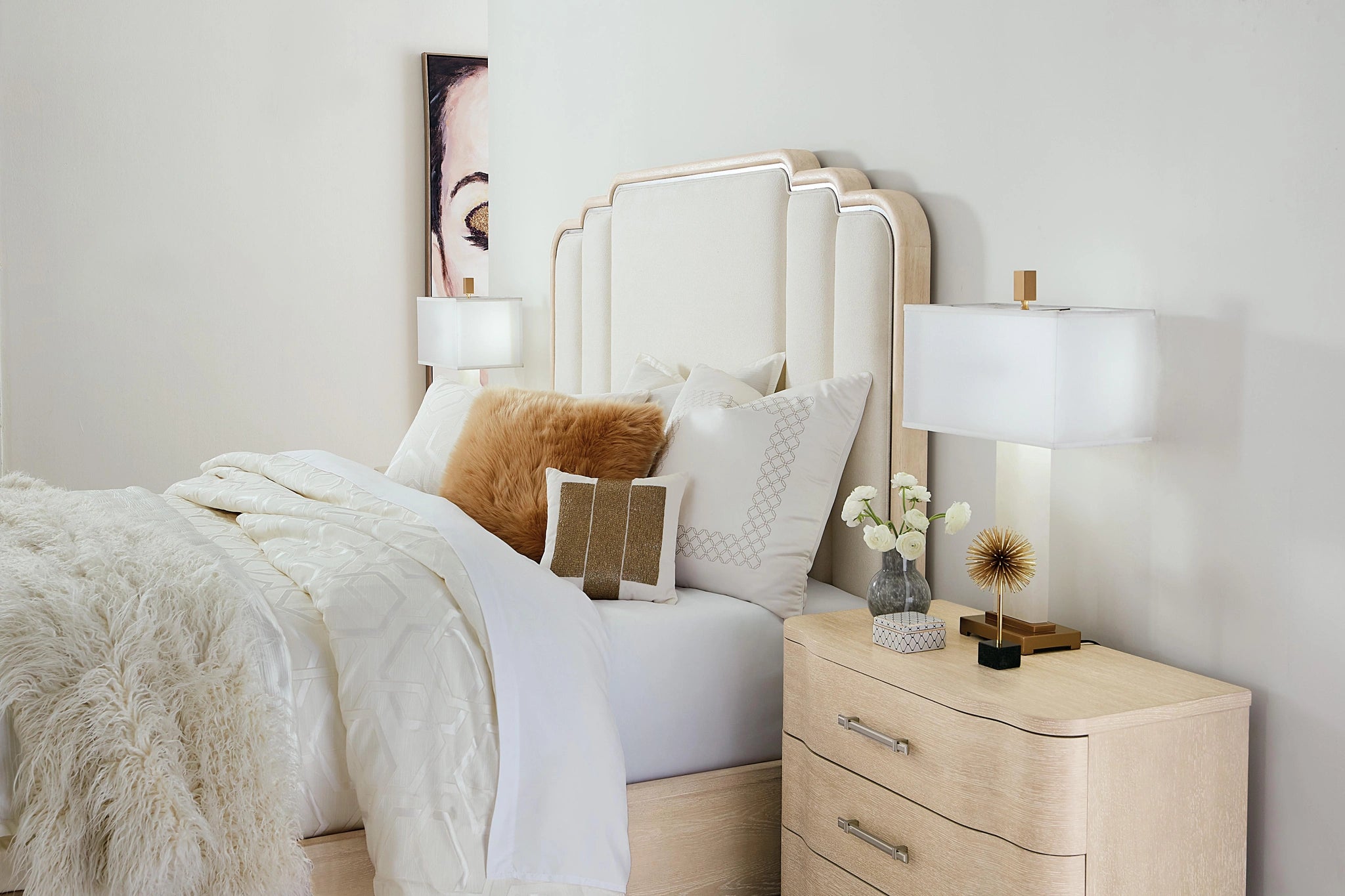Nouveau Chic King Upholstered Bed