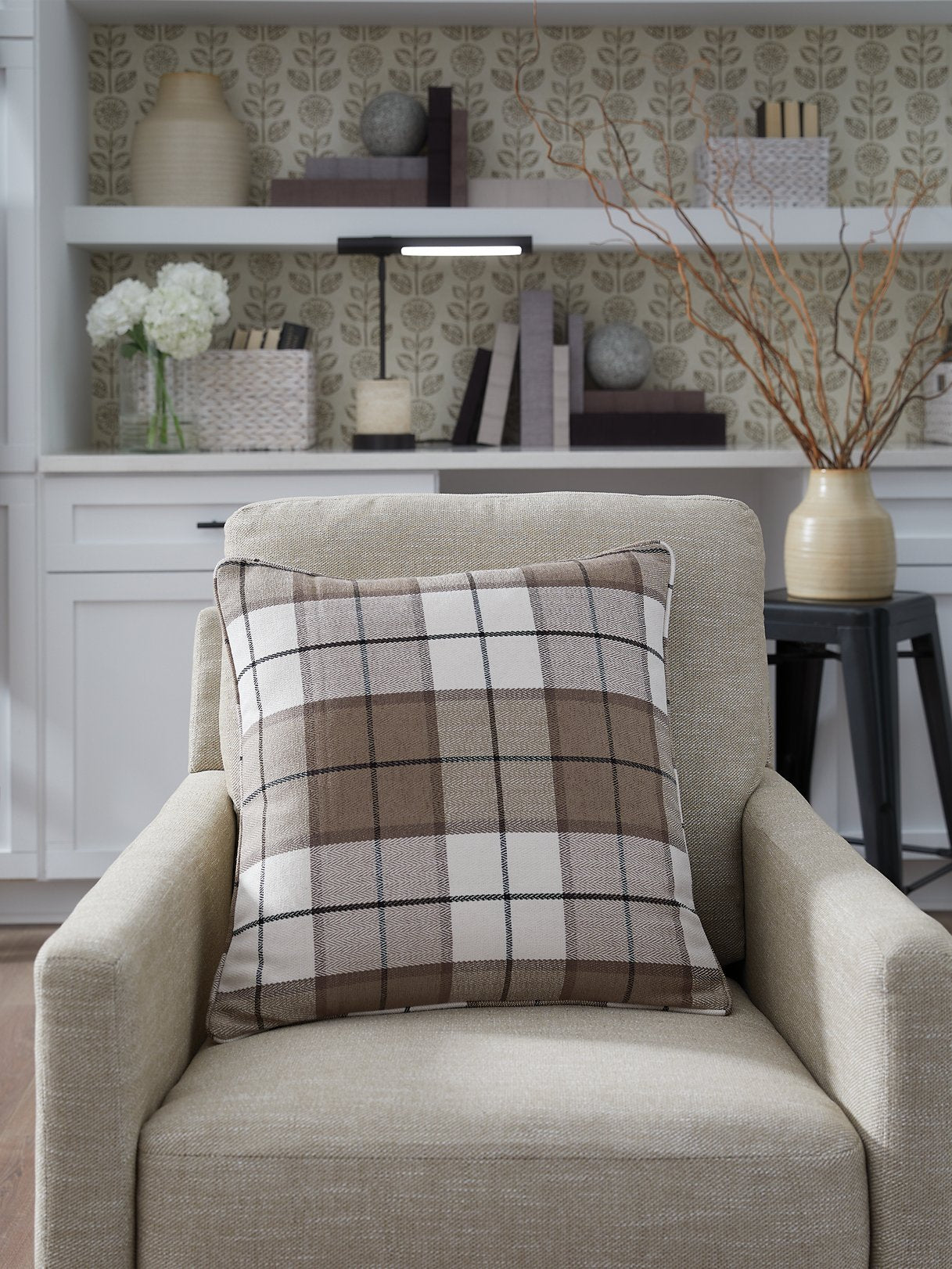 Godricton Pillow (Set of 4) - Luxury Home Furniture (MI)