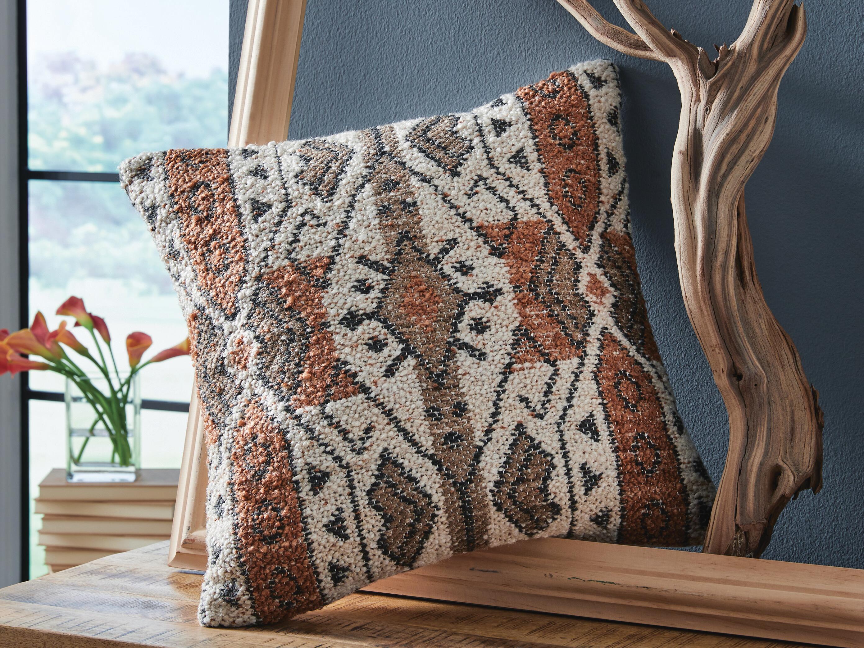 Kierenworth Pillow (Set of 4) - Luxury Home Furniture (MI)