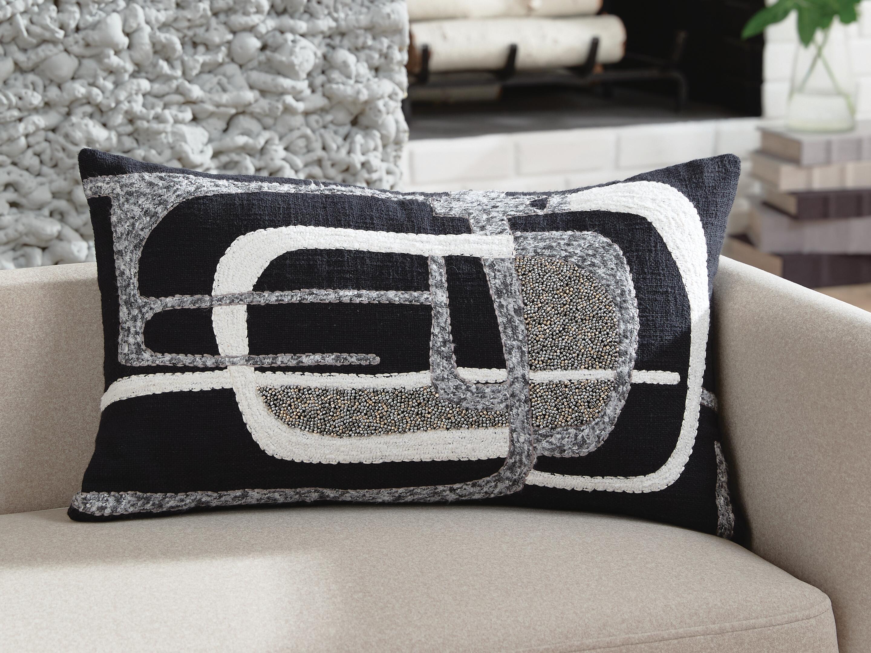 Gavrileigh Pillow (Set of 4) - Luxury Home Furniture (MI)