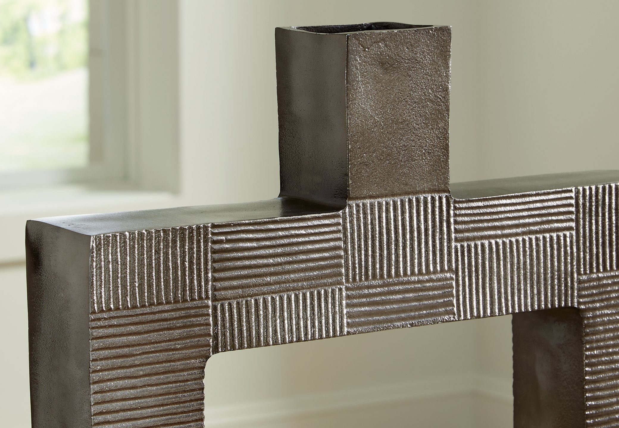 Wrengrove Vase - Luxury Home Furniture (MI)