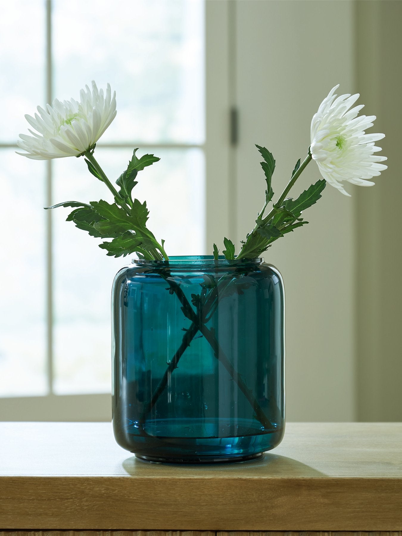 Inisland Vase - Luxury Home Furniture (MI)