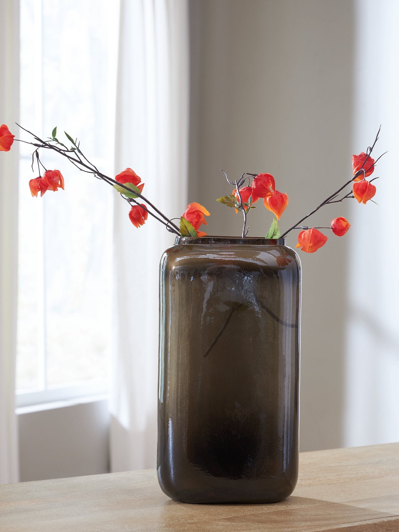 Sumner Vase - Luxury Home Furniture (MI)