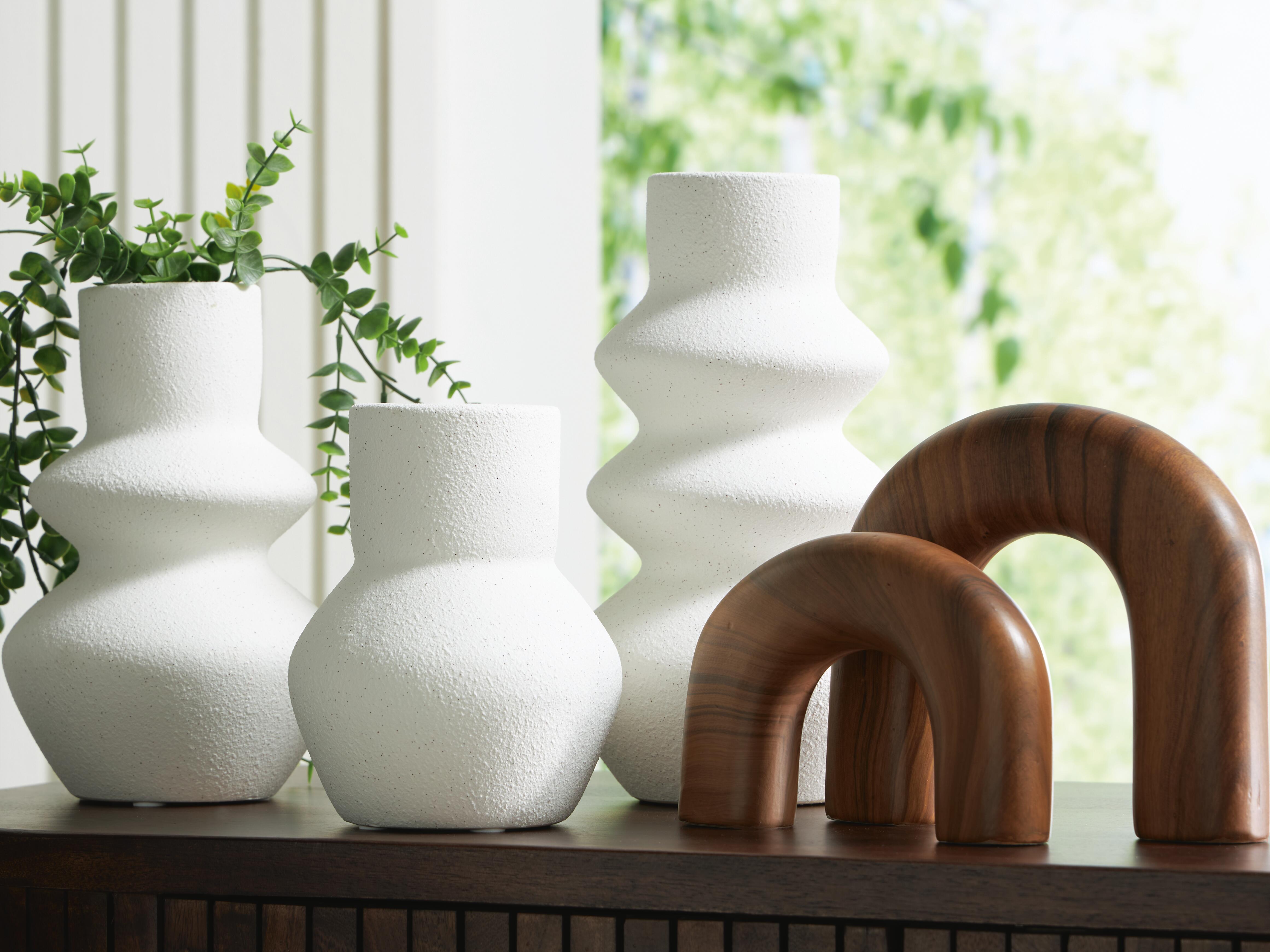 Carterworth Accessory Set (Set of 5) - Luxury Home Furniture (MI)