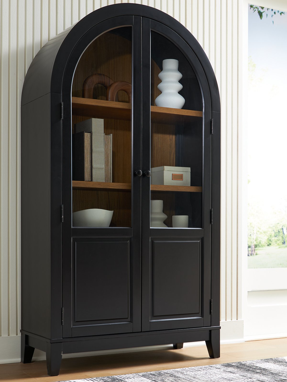 Dagandale Accent Cabinet - Luxury Home Furniture (MI)