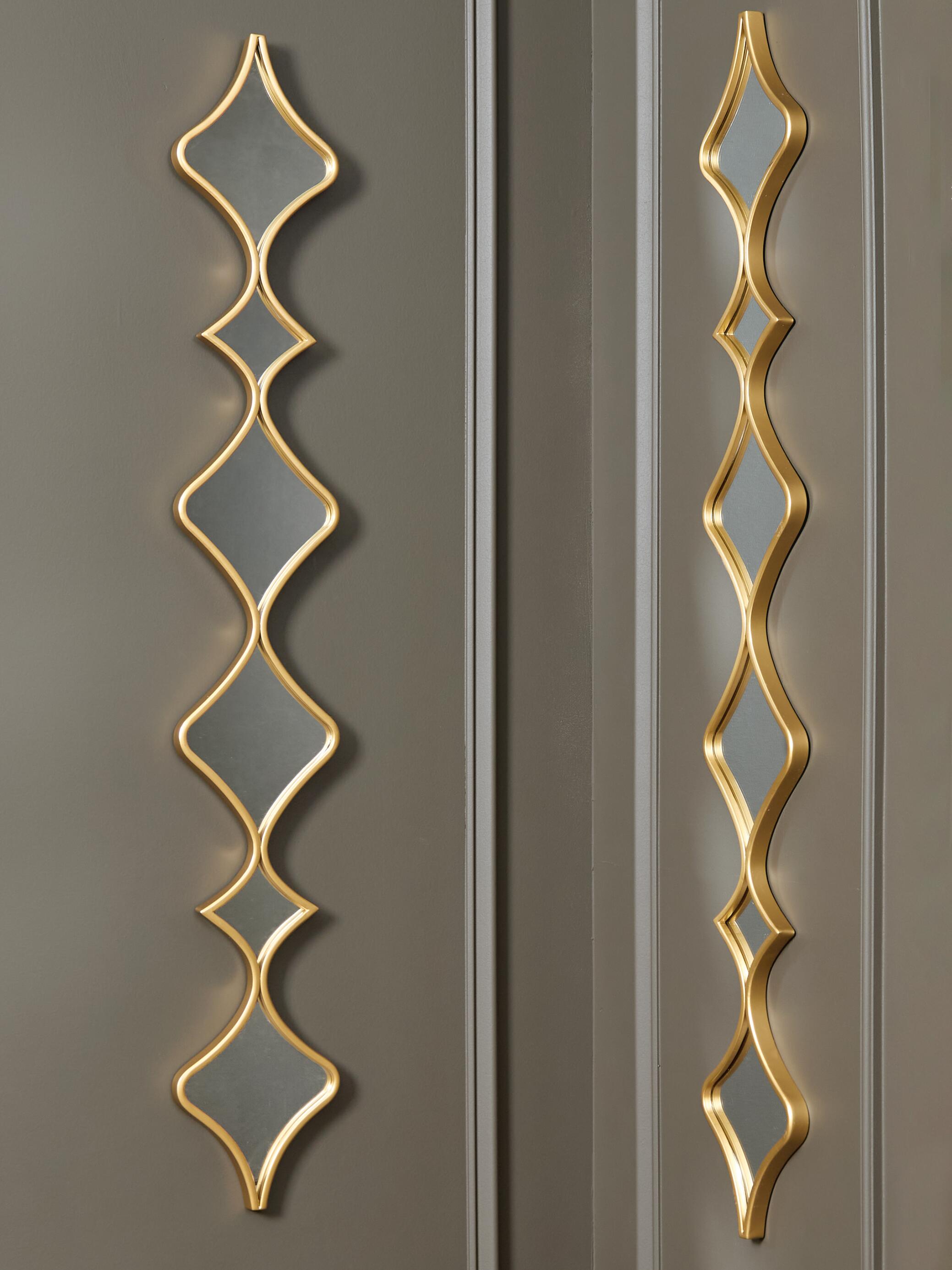 Harriswood Accent Mirror Set (Set of 2) - Luxury Home Furniture (MI)