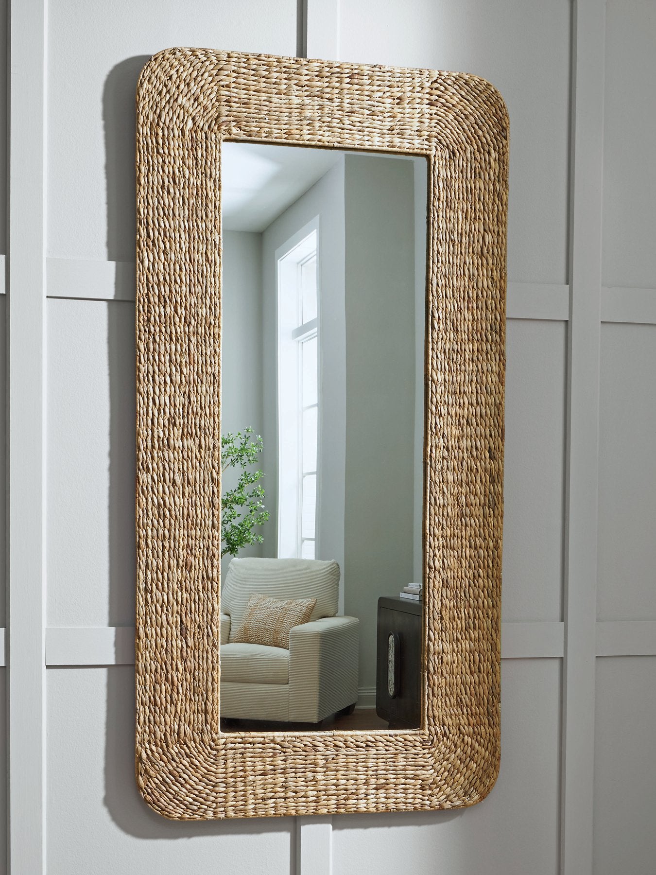 Norigan Floor Mirror - Luxury Home Furniture (MI)