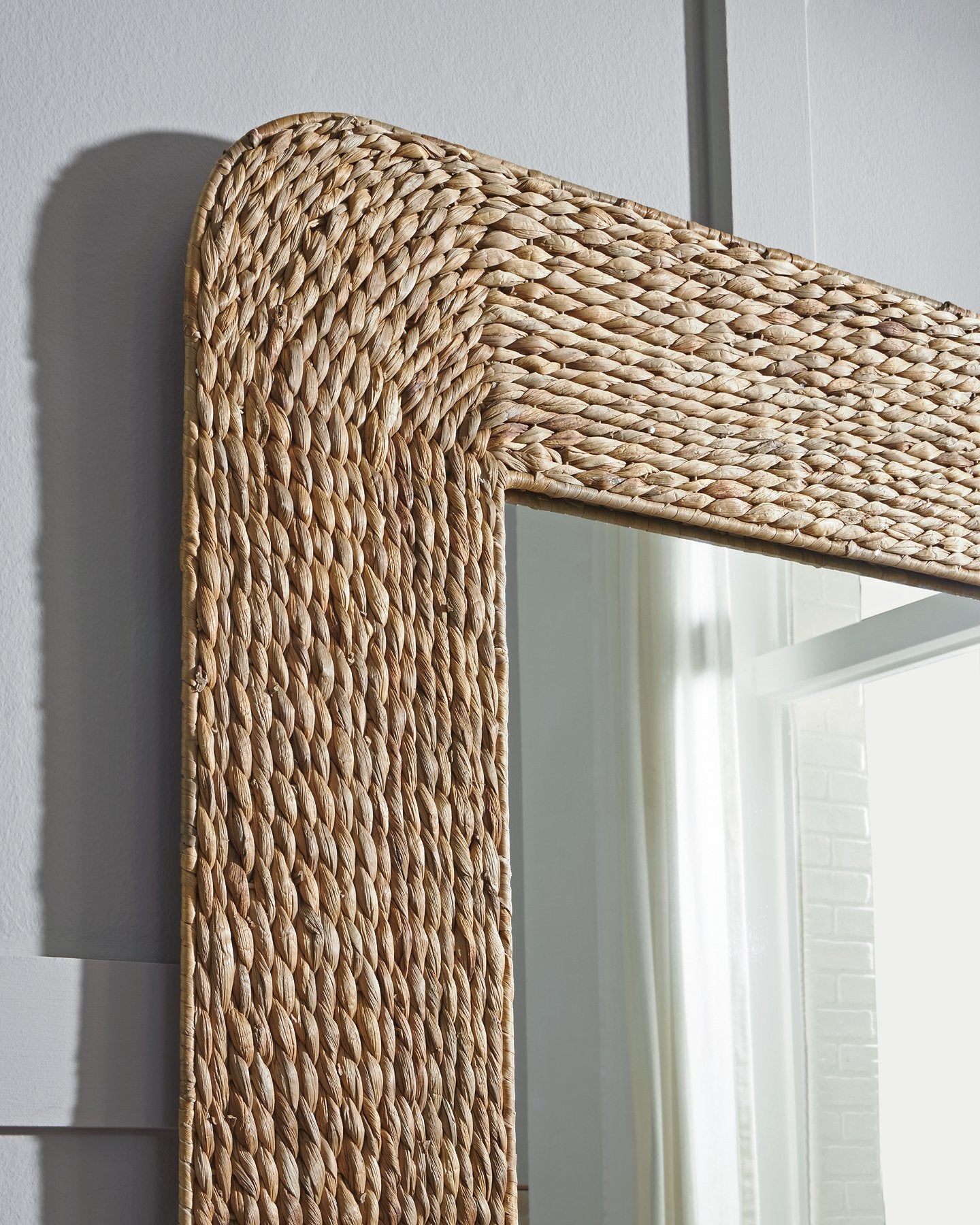 Norigan Floor Mirror - Luxury Home Furniture (MI)