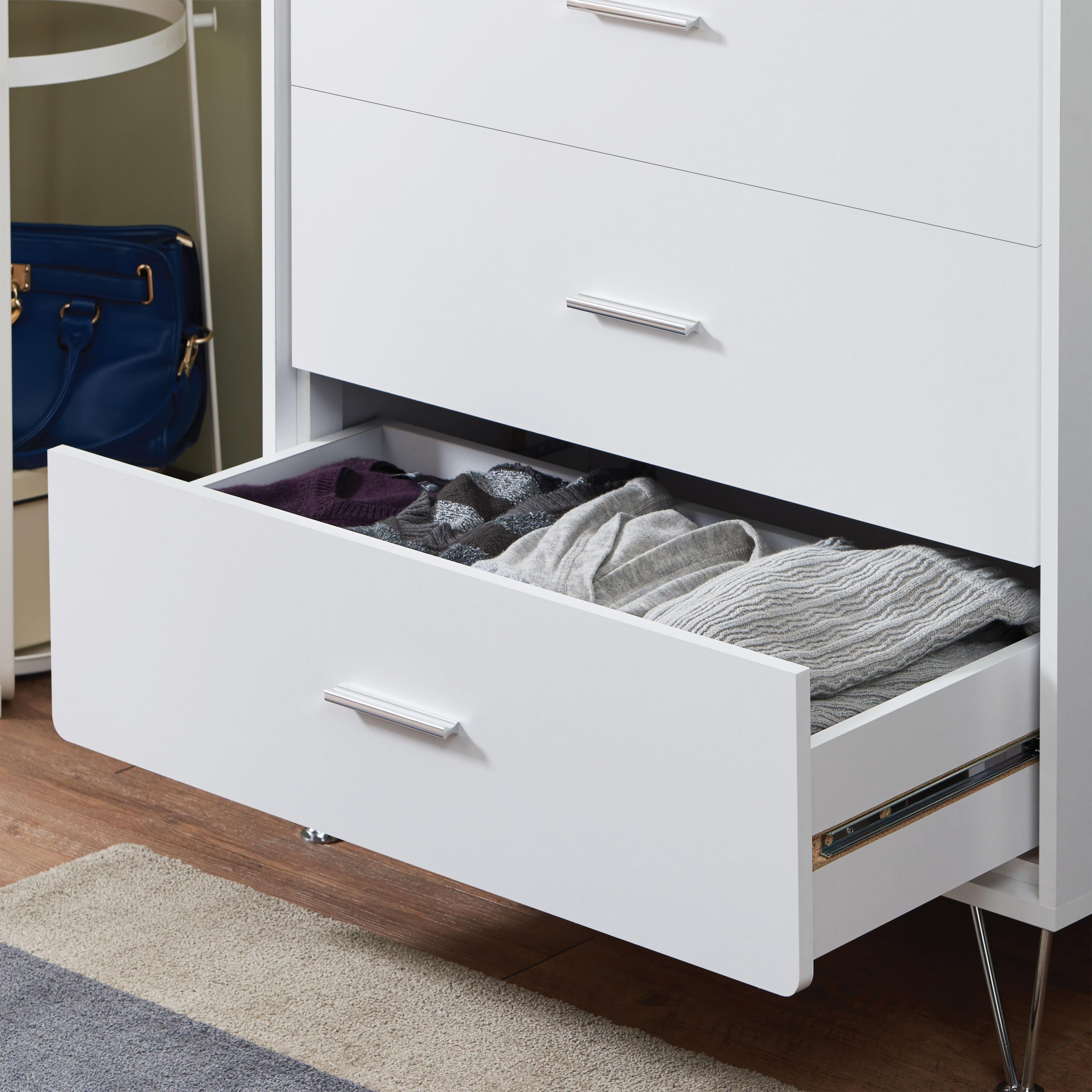 Deoss White Chest - Luxury Home Furniture (MI)