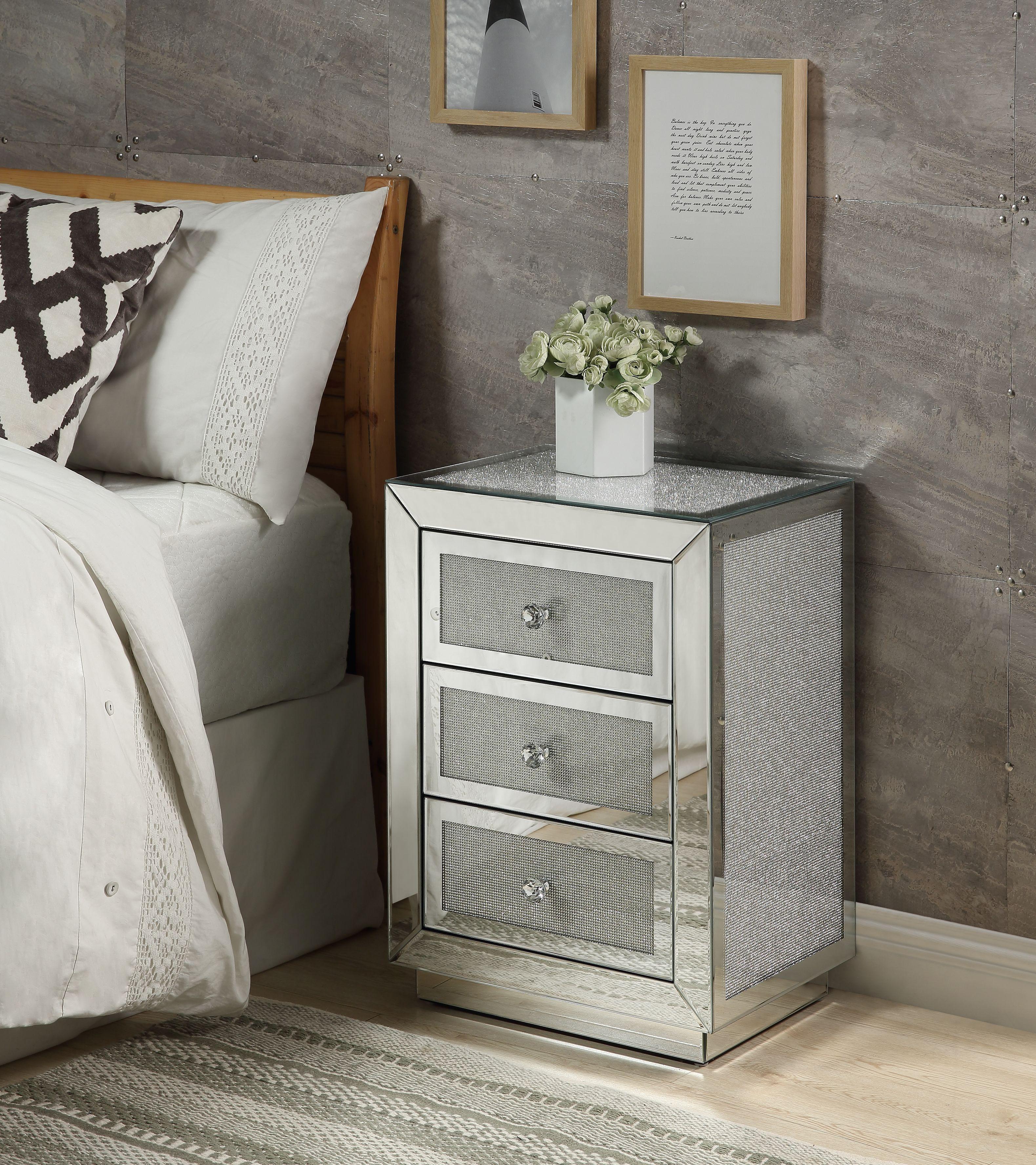Lavina Mirrored & Faux Diamonds Accent Table - Luxury Home Furniture (MI)