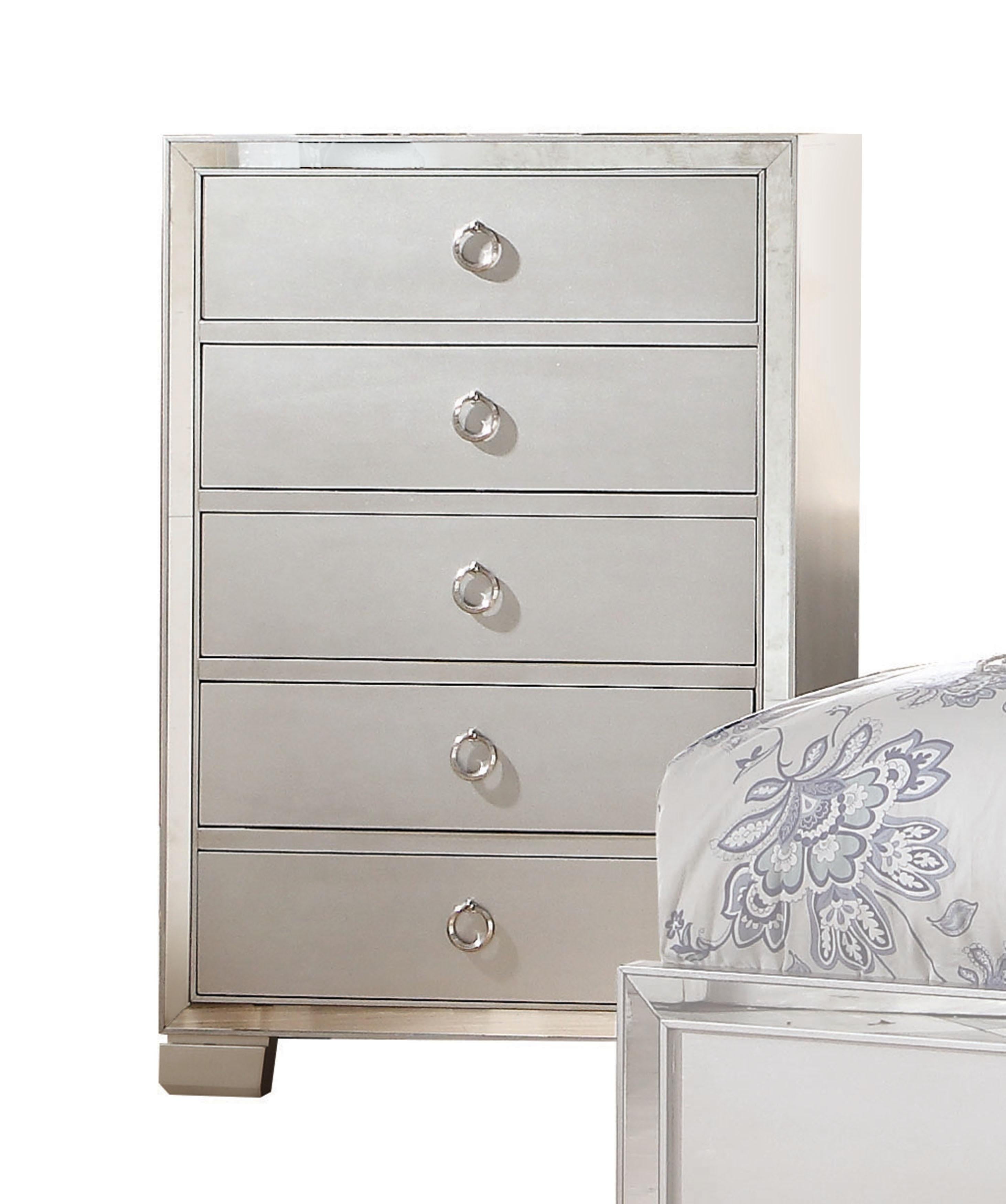 Voeville II Platinum Chest - Luxury Home Furniture (MI)
